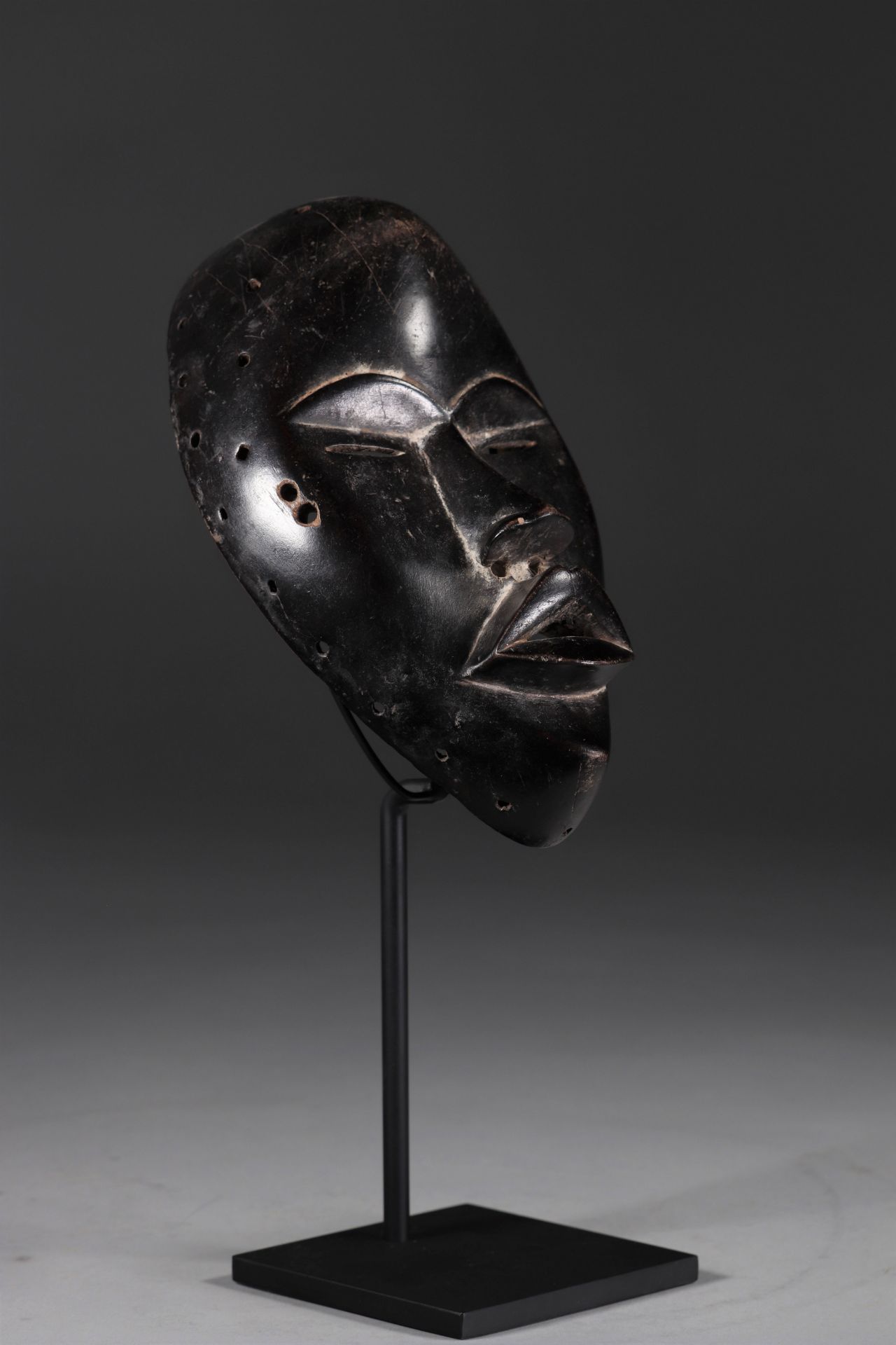 Dan mask early 20th century