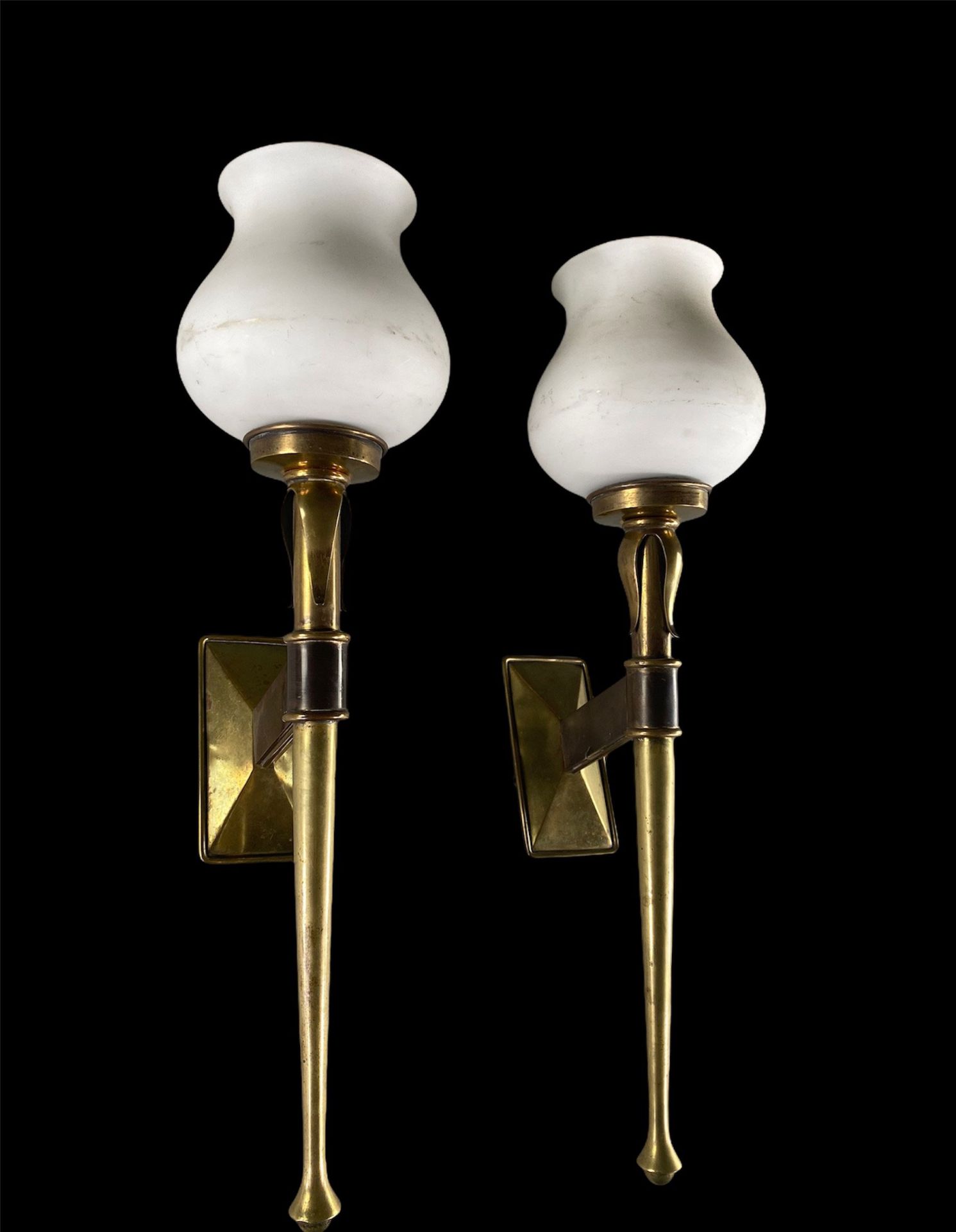 Pair of art-deco wall lights. France around 1930 - Image 2 of 2