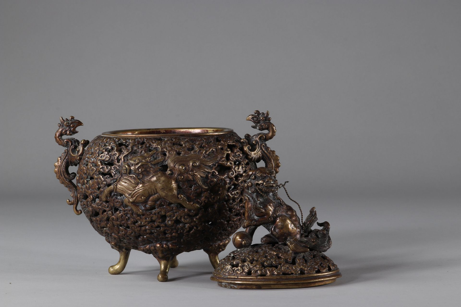 Bronze perfume burner, XIXth Japan. - Image 4 of 5