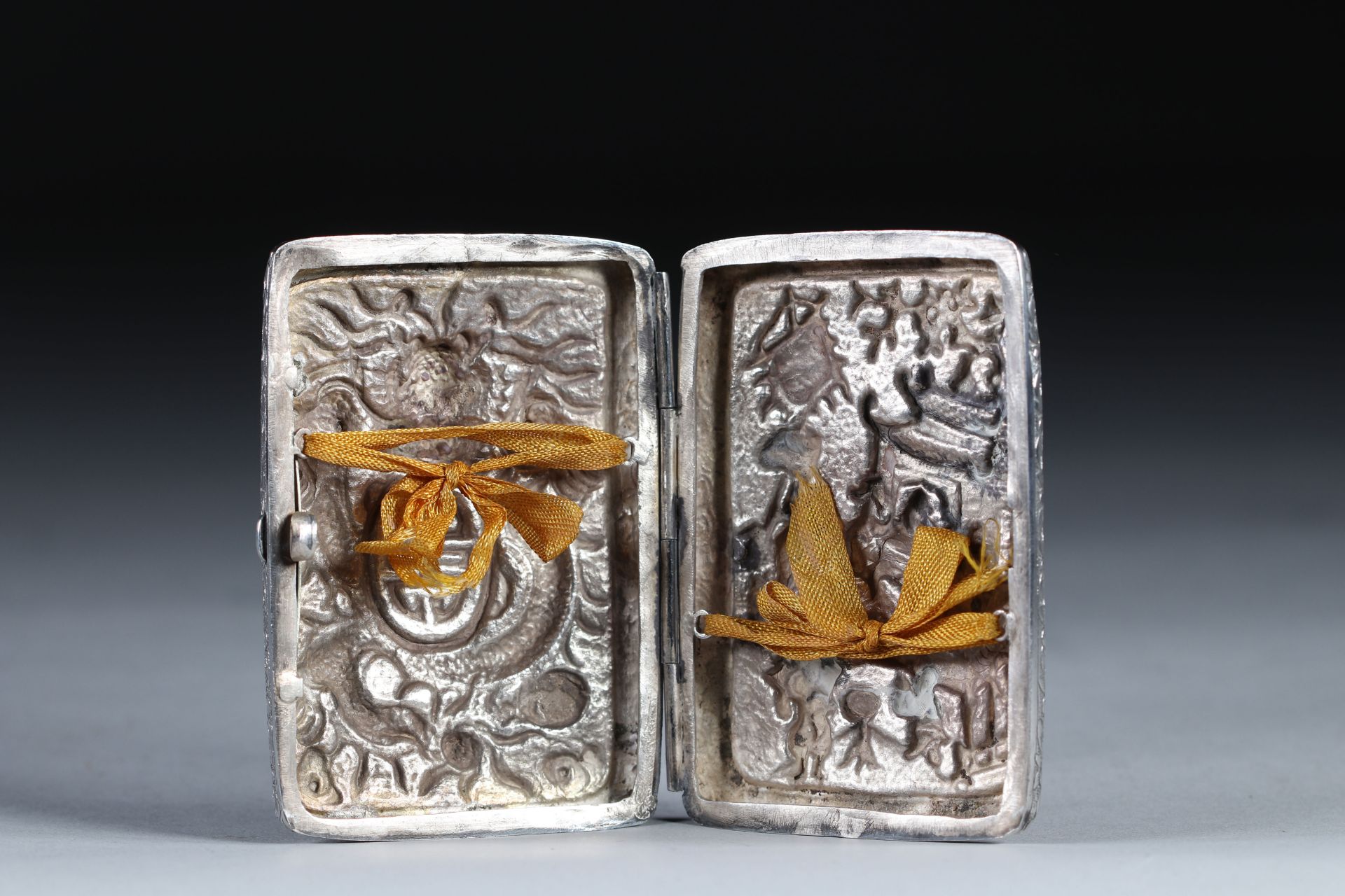 silver cigarette box, China circa 1900. - Bild 3 aus 4