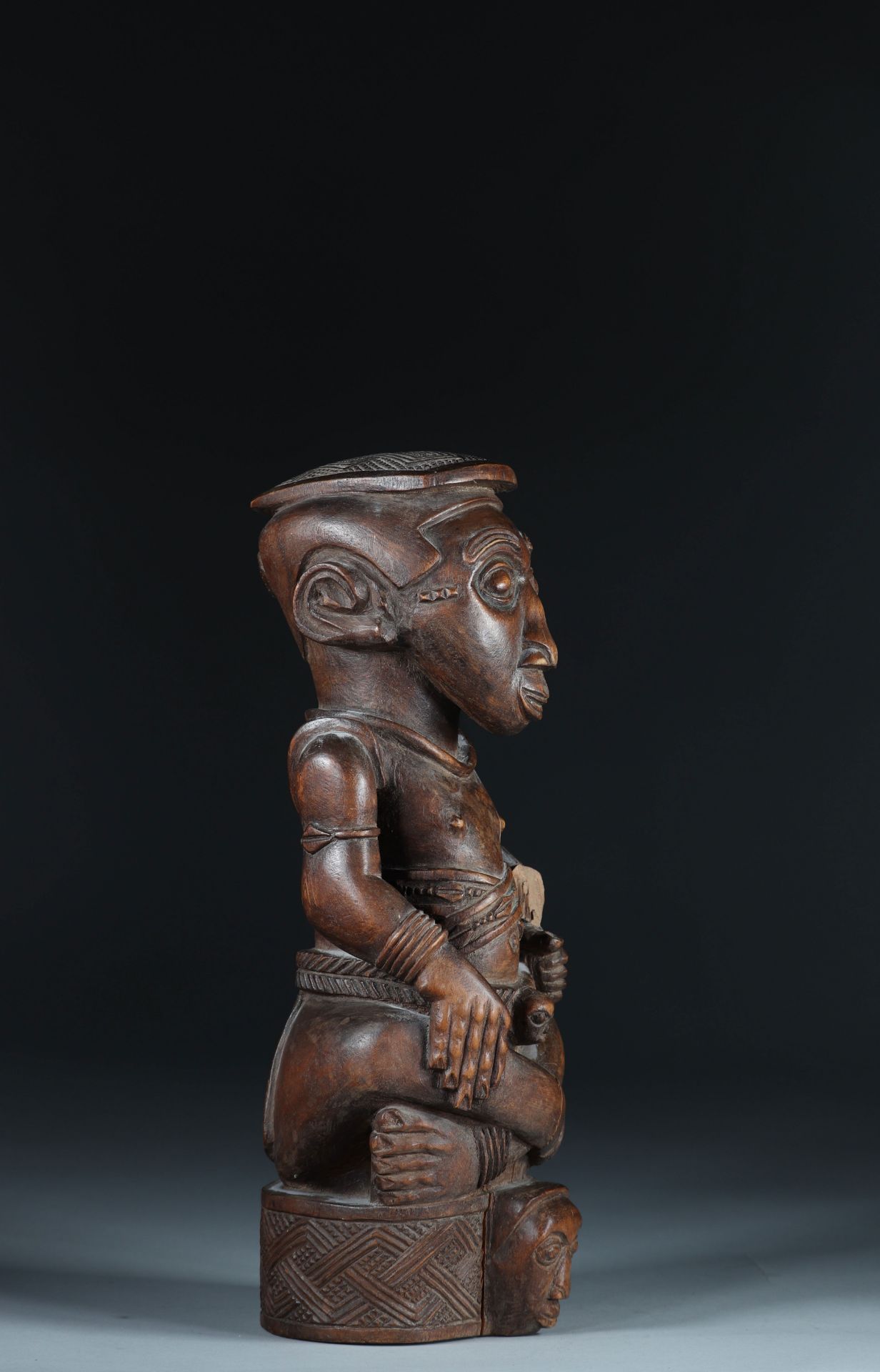 King Kuba in carved wood Congo 20th - Image 2 of 4