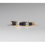 Gold ring (18k) brilliant cut diamonds (0.30 ct) + a fine sapphire (0.95 ct) top quality