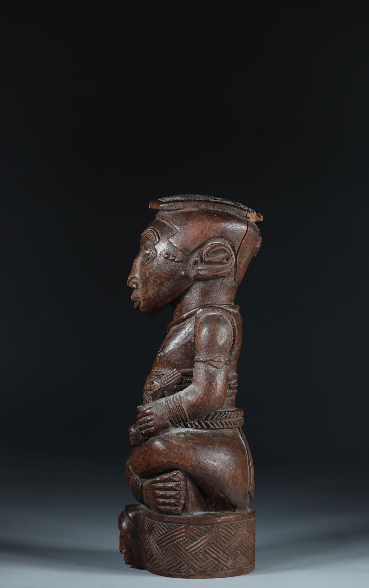 King Kuba in carved wood Congo 20th - Image 4 of 4