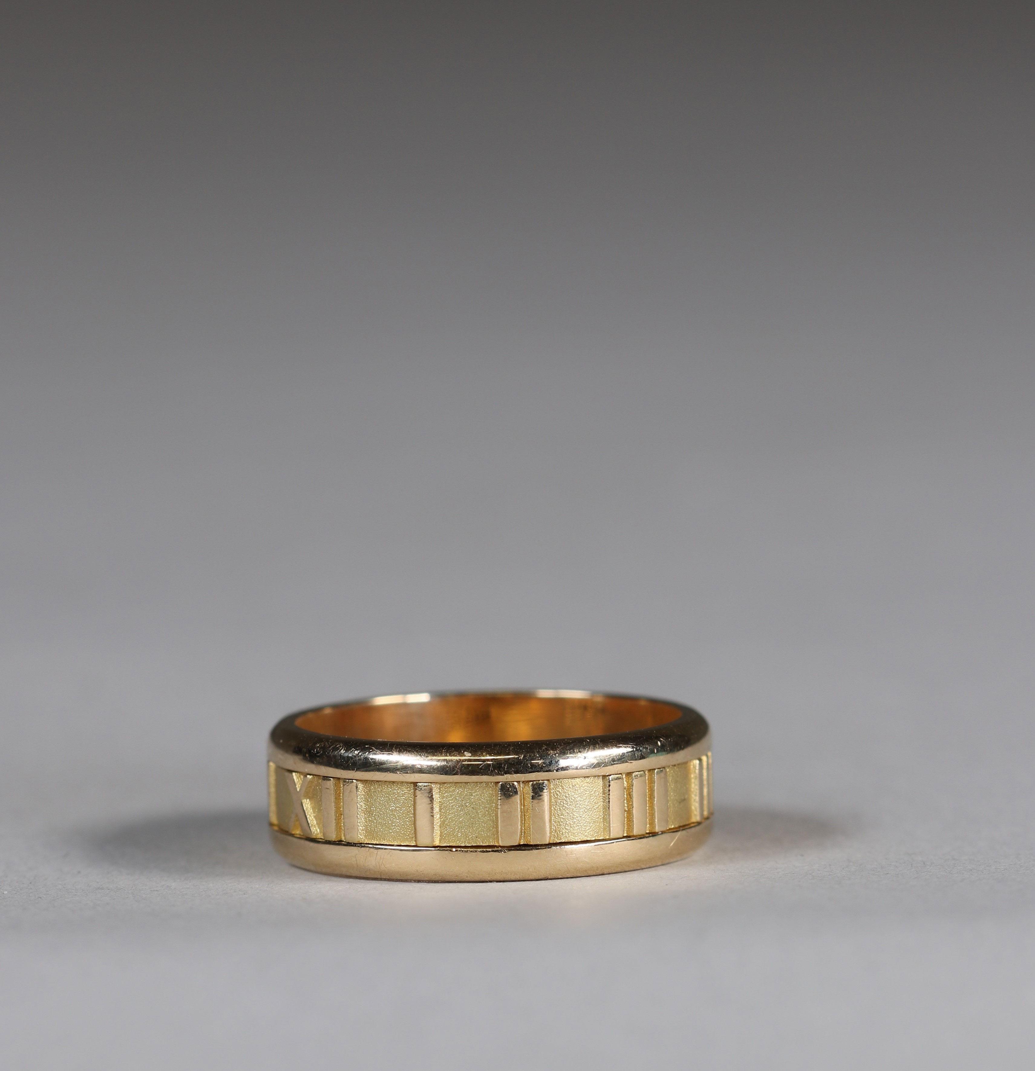 Tiffany 18k yellow gold ring - Image 2 of 3