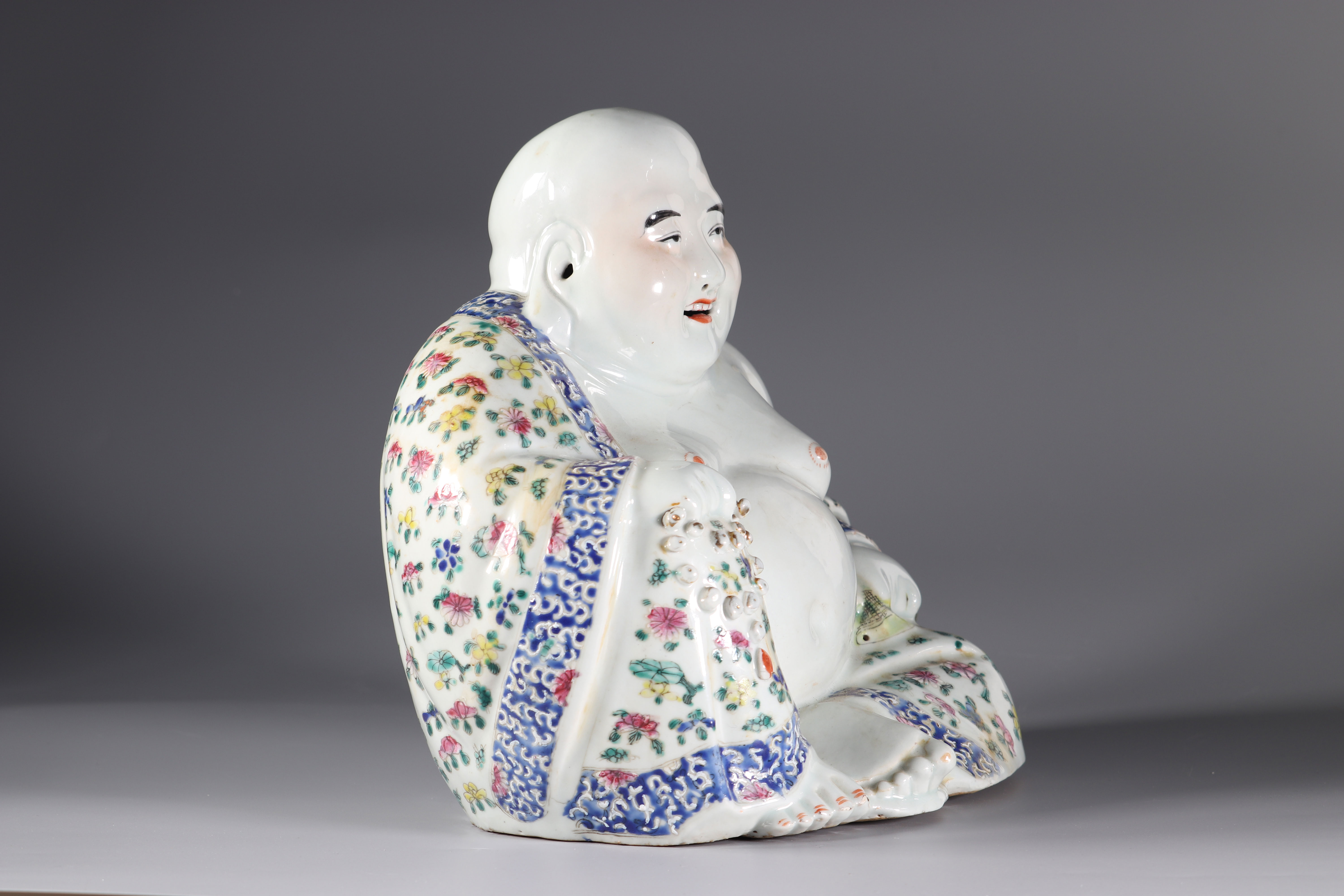 China famille rose porcelain buddha mark under the piece - Image 2 of 5