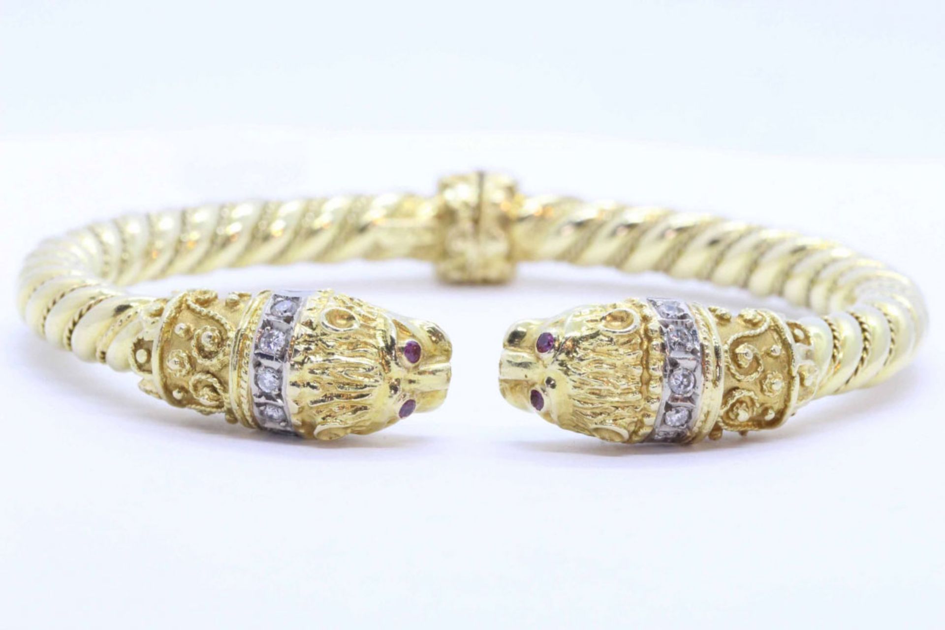 Contemporary bracelet in 18K yellow gold, set with diamonds and rubies - Bild 6 aus 6