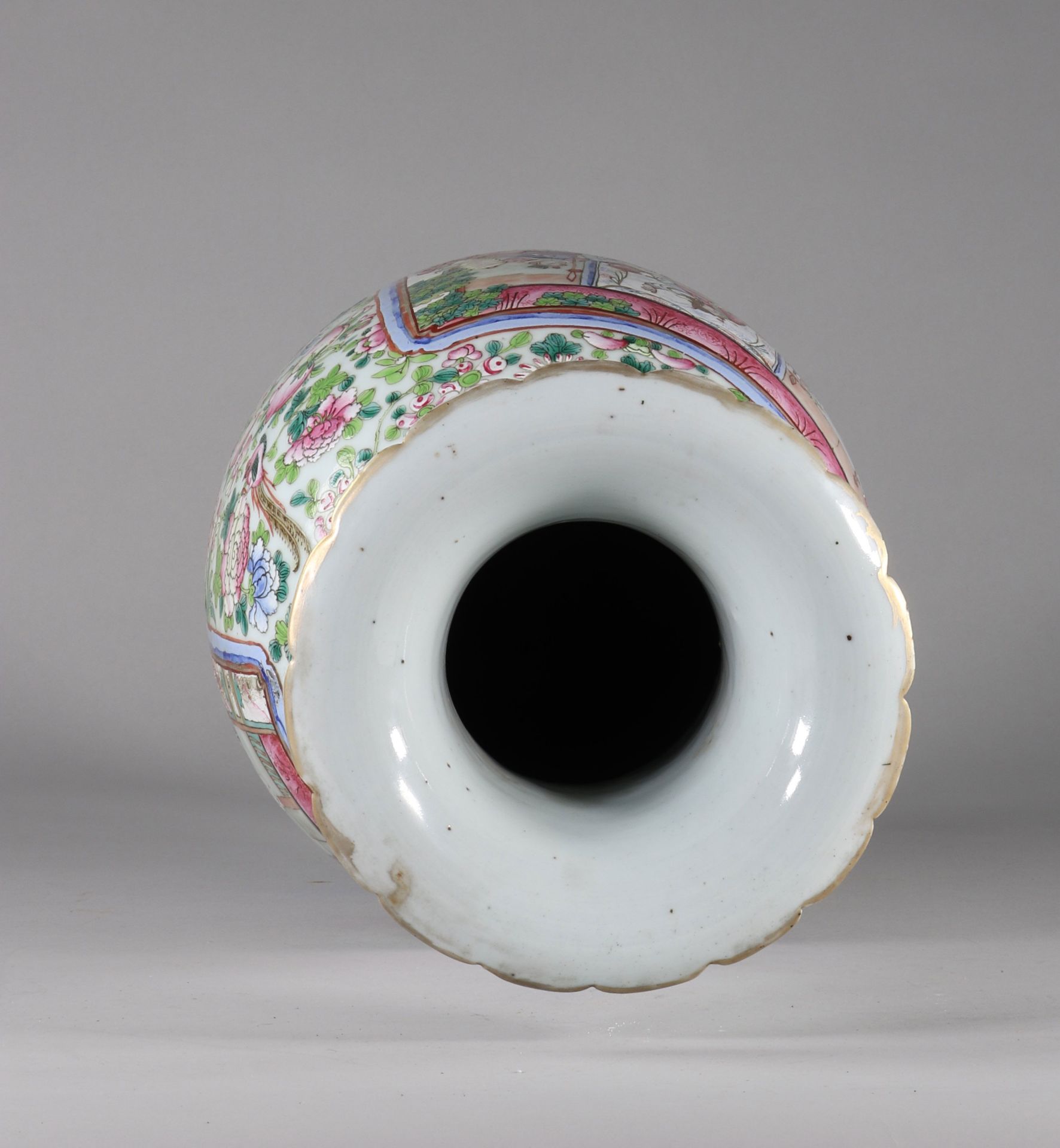 China large famille rose 19th century porcelain vase with characters decoration - Bild 5 aus 5