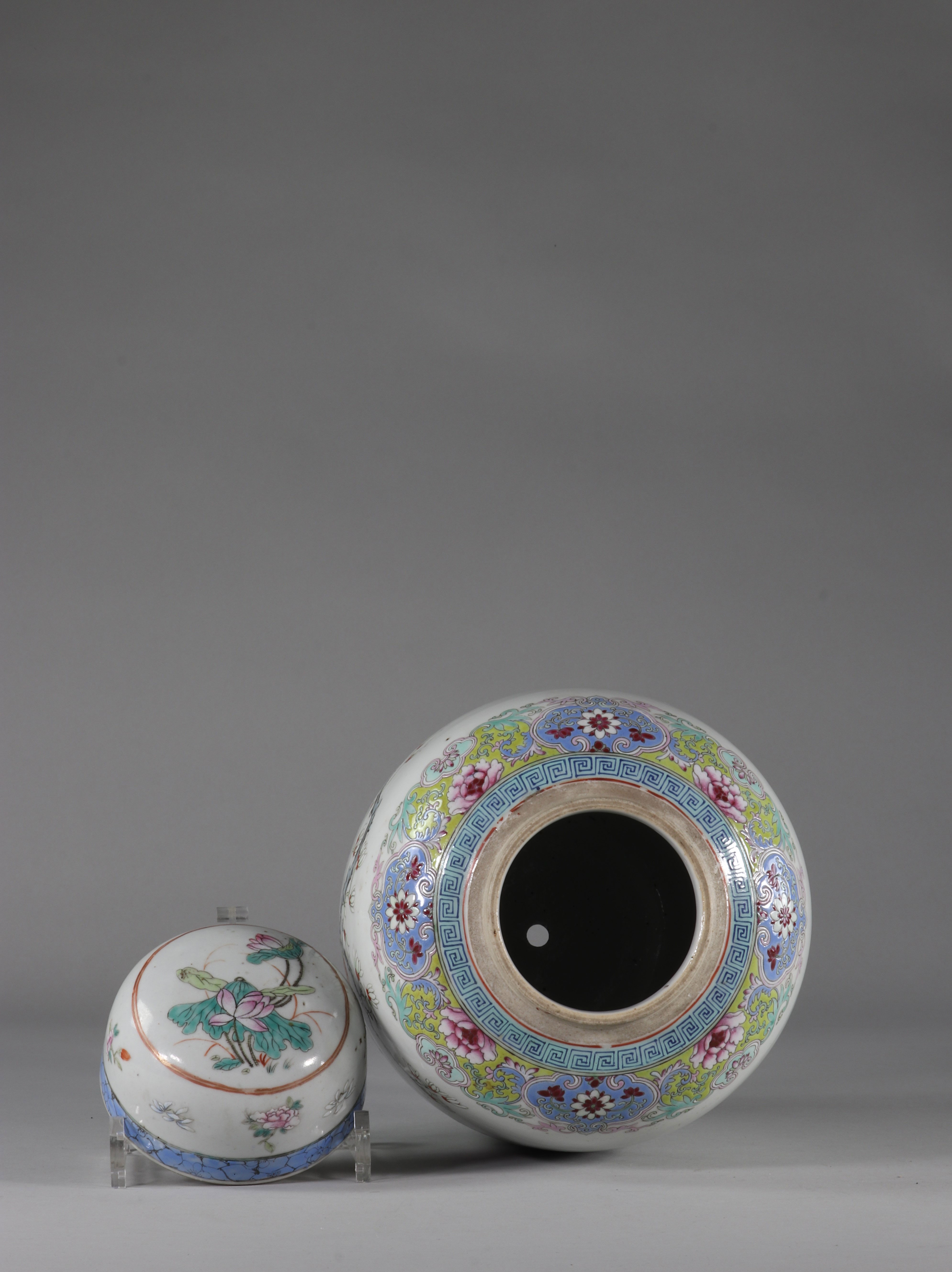 China famille rose porcelain vase decorated with birds and flowers Qing period - Image 6 of 7