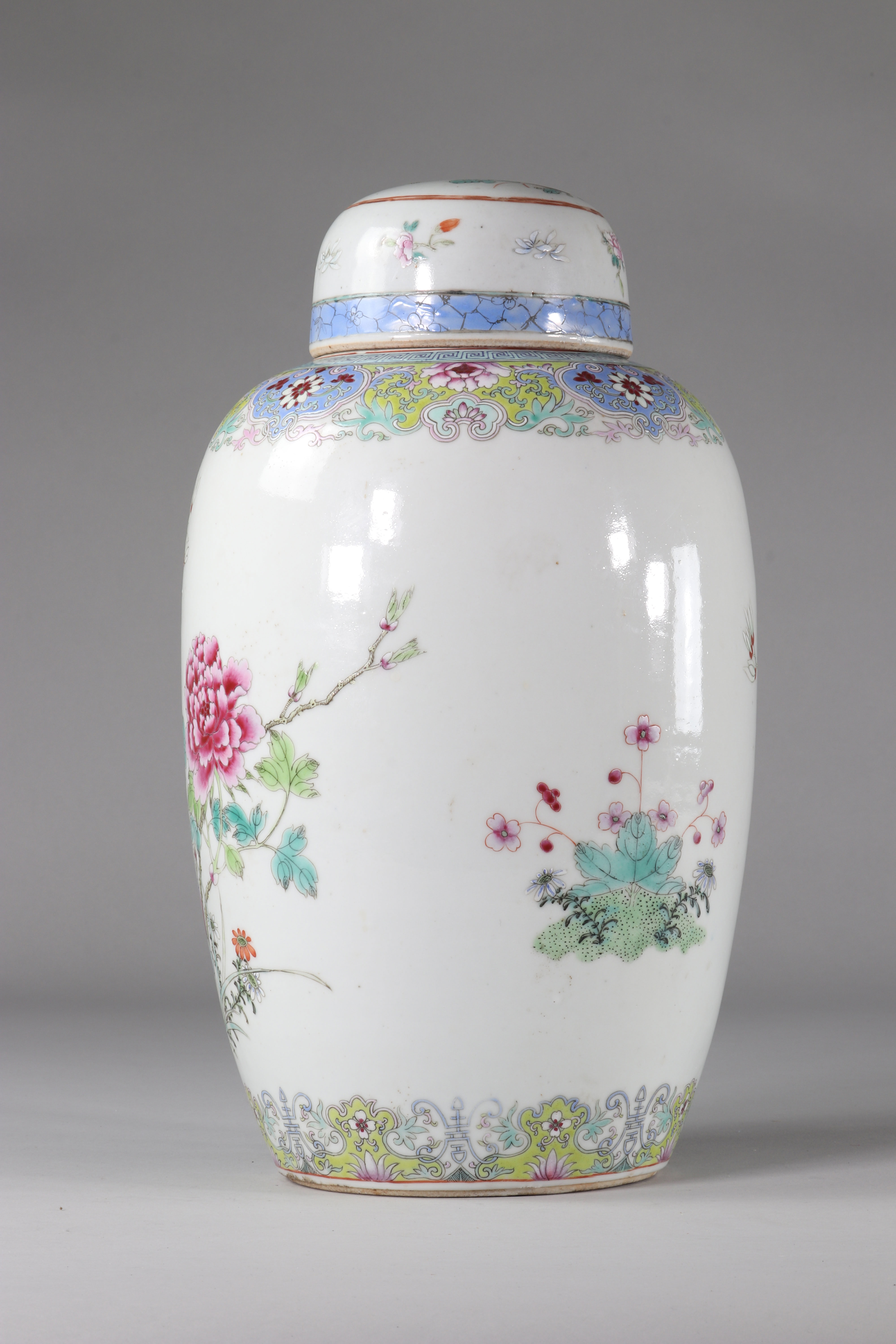 China famille rose porcelain vase decorated with birds and flowers Qing period - Image 3 of 7