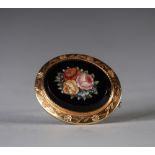 Italian micro mosaic brooch, gold mount (hallmark 750) circa 1900