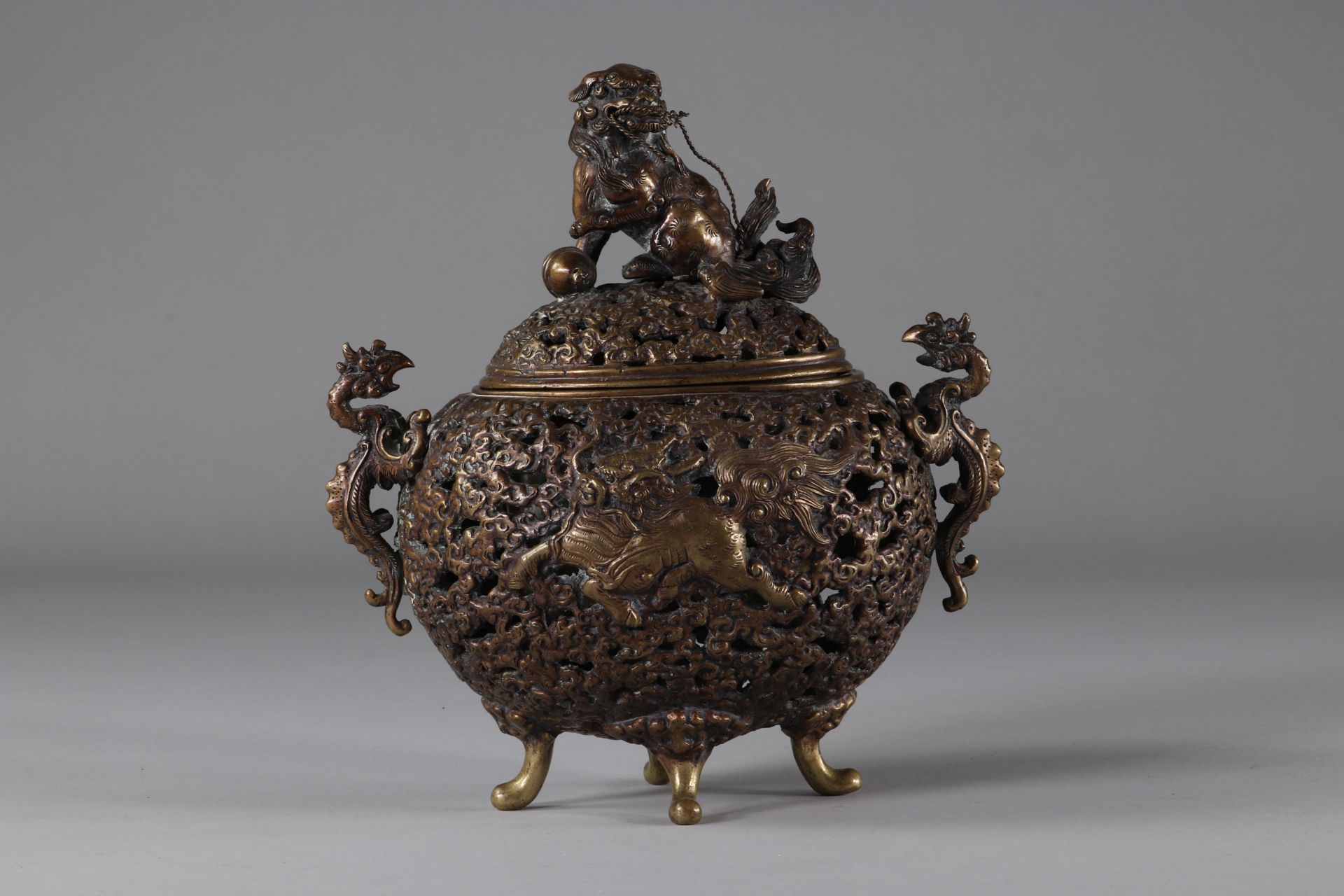 Bronze perfume burner, XIXth Japan.