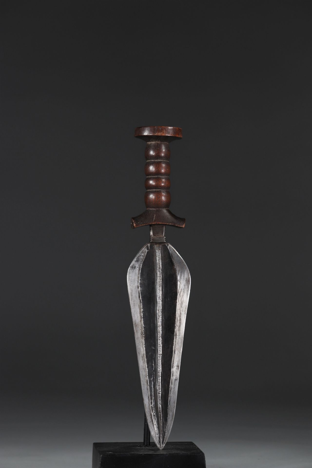 Mangbetu dagger early 20th century - Bild 2 aus 3