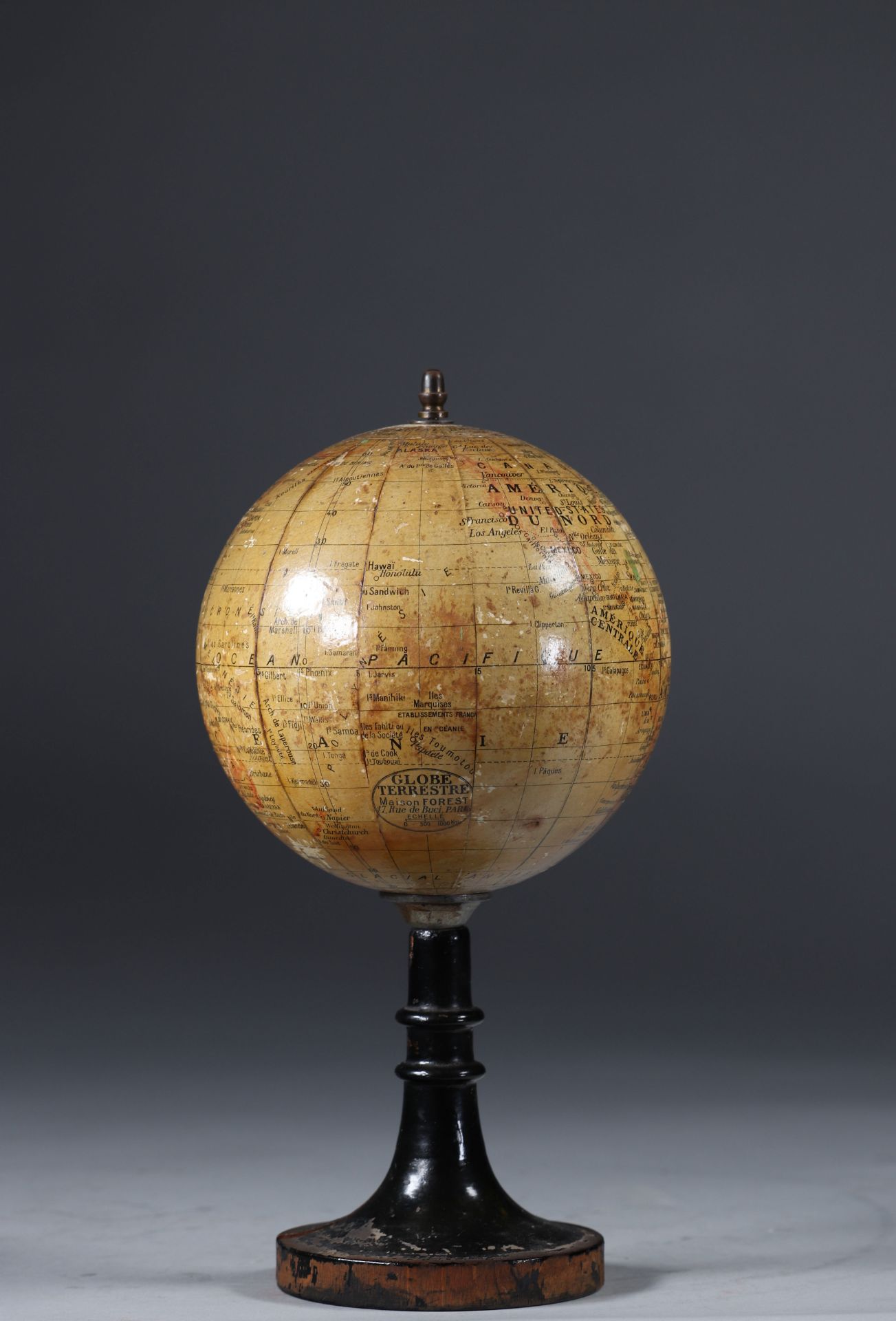 Terrestrial globe of the Maison Forest in Paris, Napoleon III period - Image 3 of 3