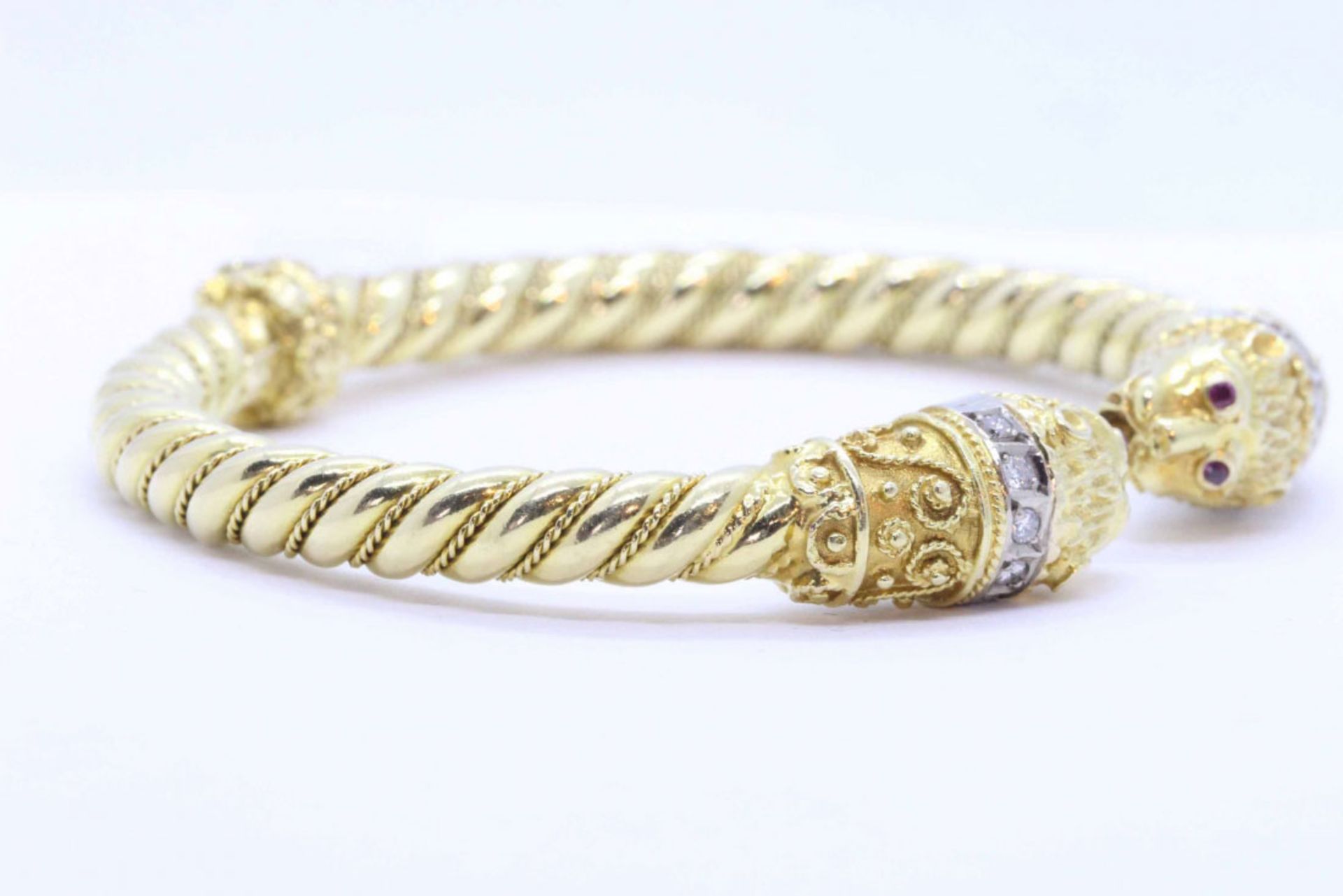 Contemporary bracelet in 18K yellow gold, set with diamonds and rubies - Bild 5 aus 6