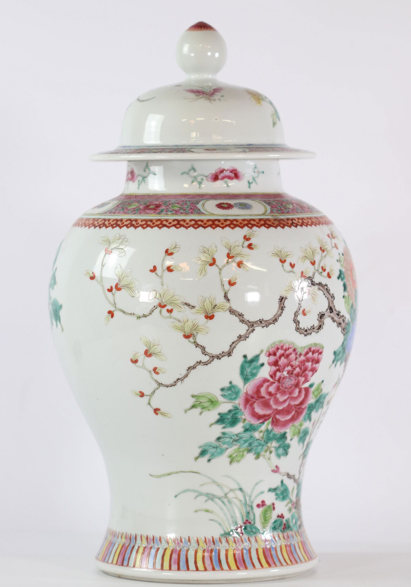 China covered vase famille rose decor of birds and flowers mark under the piece - Image 5 of 7