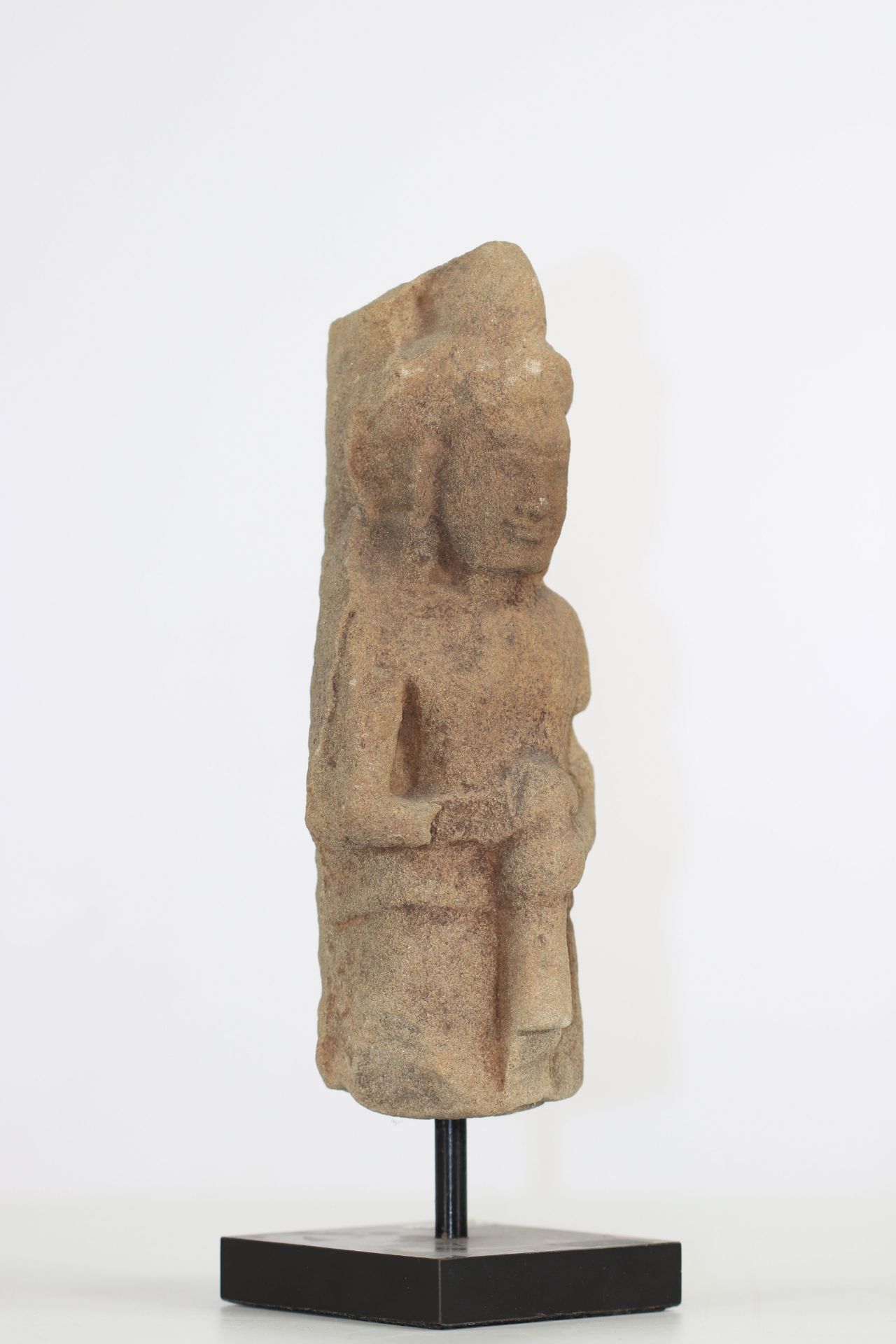 Khmer fragment - temple guard - 15th-16th century - Cambodia - Image 2 of 3
