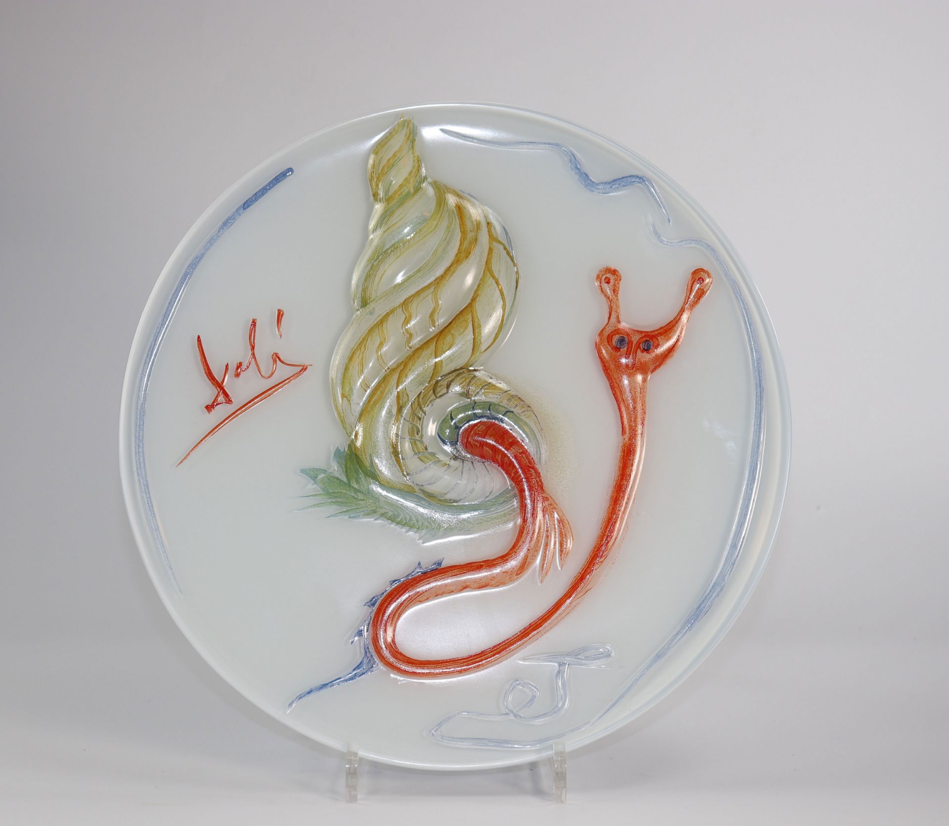 Salvador Dali 1979 Bas relief in blown glass with polychrome snail decoration Signed on the front"Da