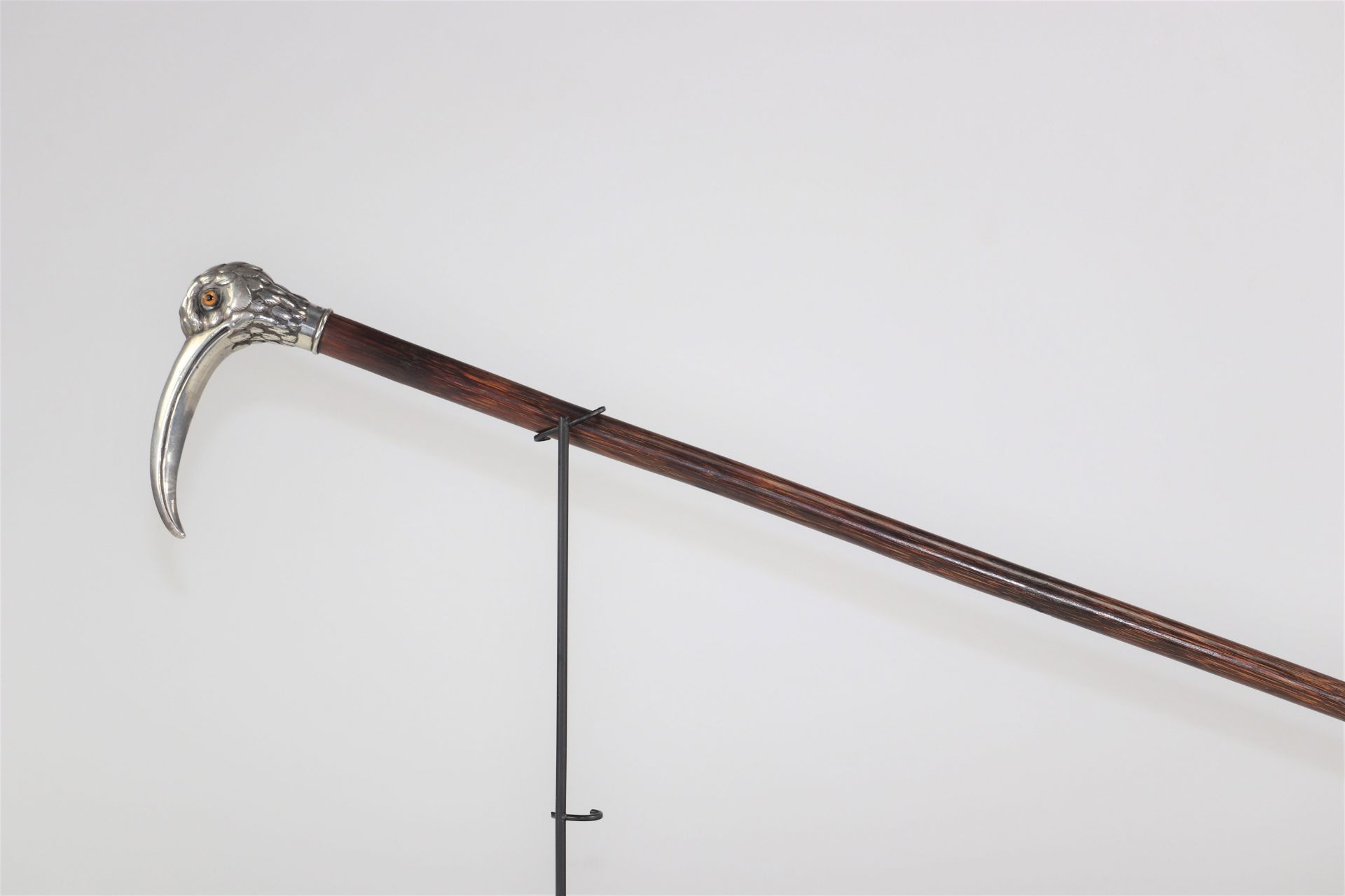 Pommel cane decorated with a silver bird circa 1900 - Image 6 of 6