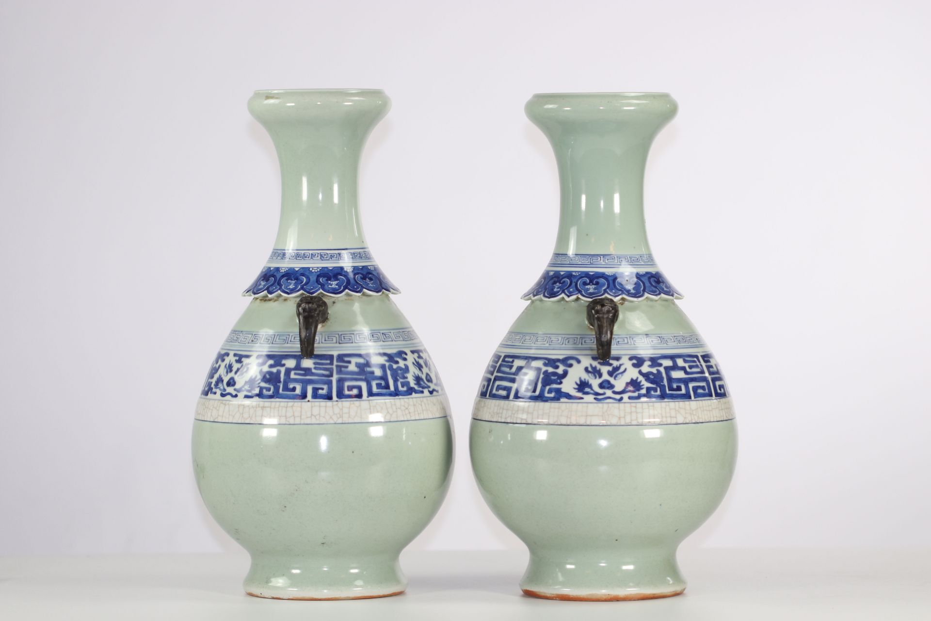 Pair of Nanjing porcelain vases, late 19th century China. - Image 2 of 6
