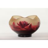 D'Argentale acid-free vase decorated with water lilies