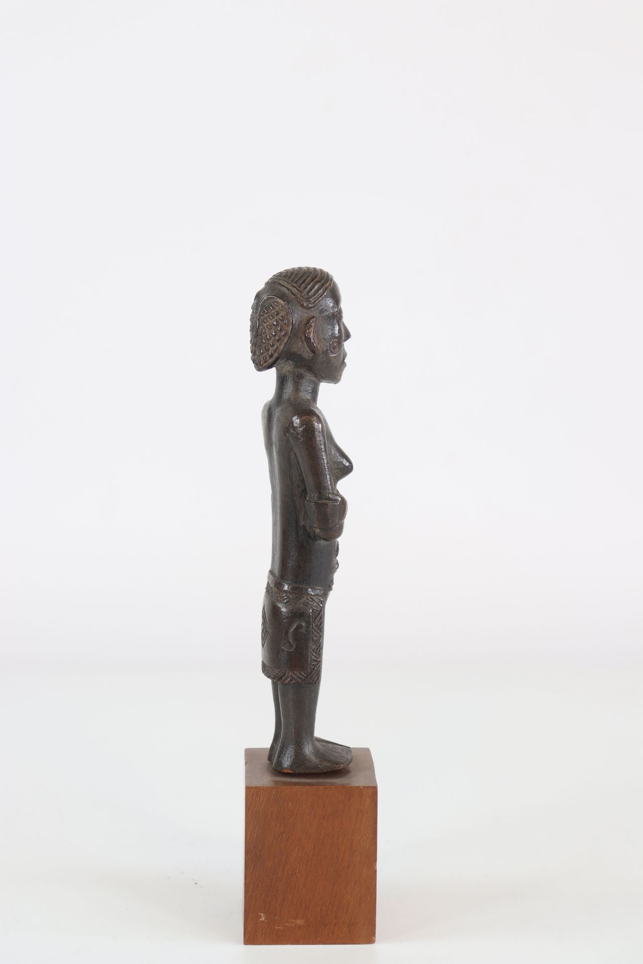 African statuette Congo, dark patina