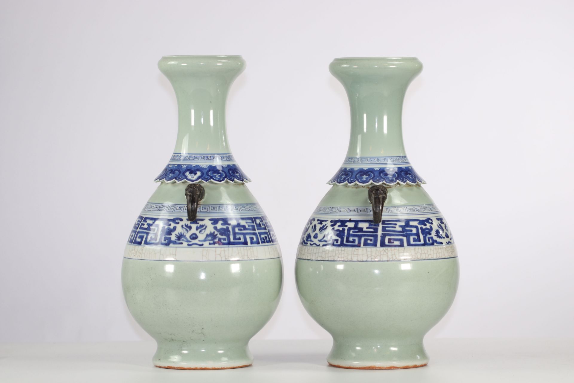 Pair of Nanjing porcelain vases, late 19th century China. - Image 4 of 6