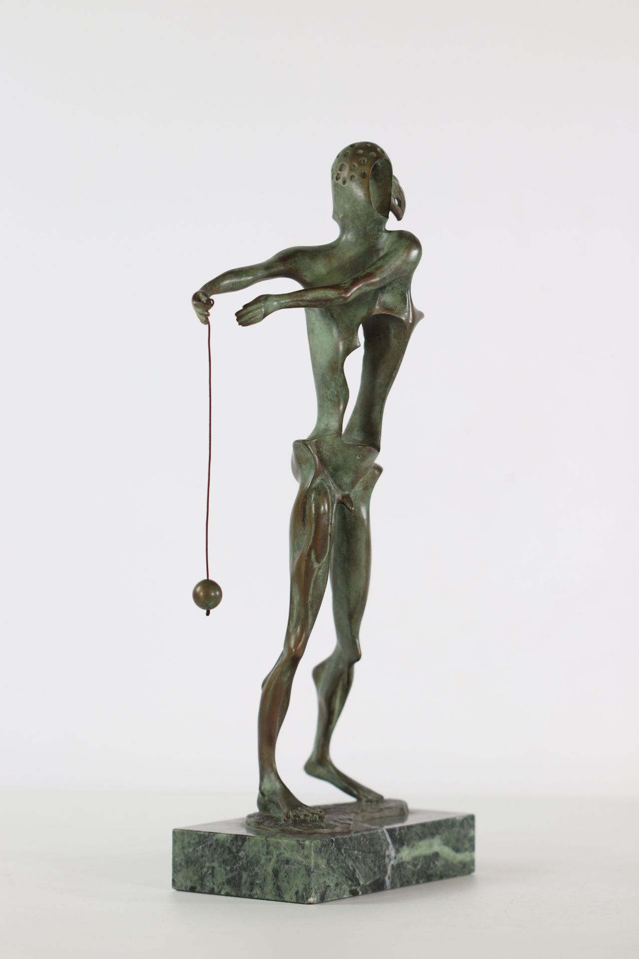Salvador Dali Homage to Newton 1981 Bronze sculpture with green patina Signed"Dali Dated 1981 Number - Image 2 of 6