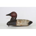 Old wooden duck call, label at the base"red head New-york" circa 1900.