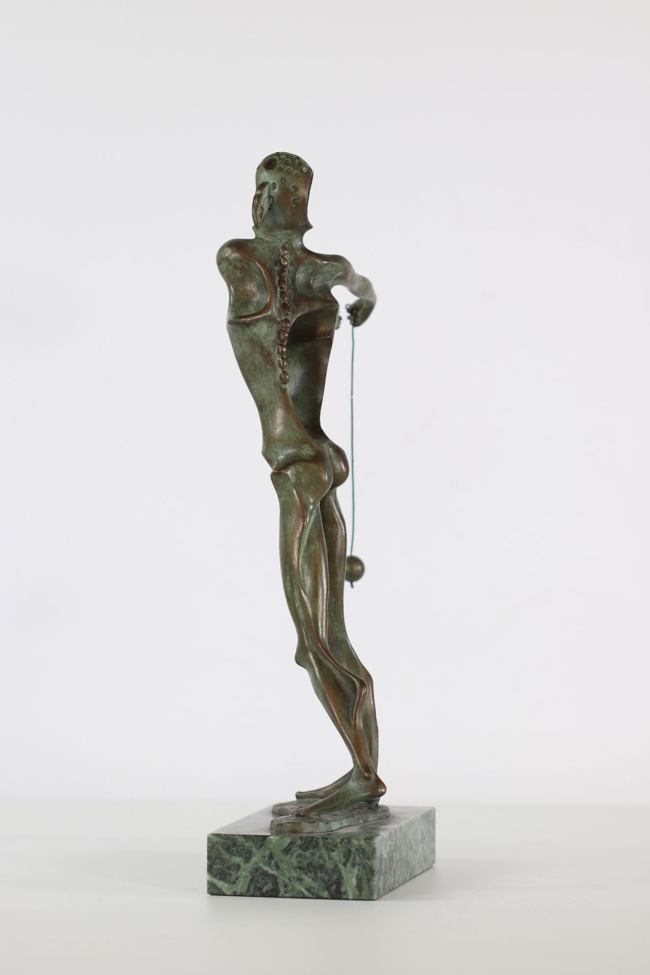 Salvador Dali Homage to Newton 1981 Bronze sculpture with green patina Signed"Dali Dated 1981 Number - Image 4 of 6