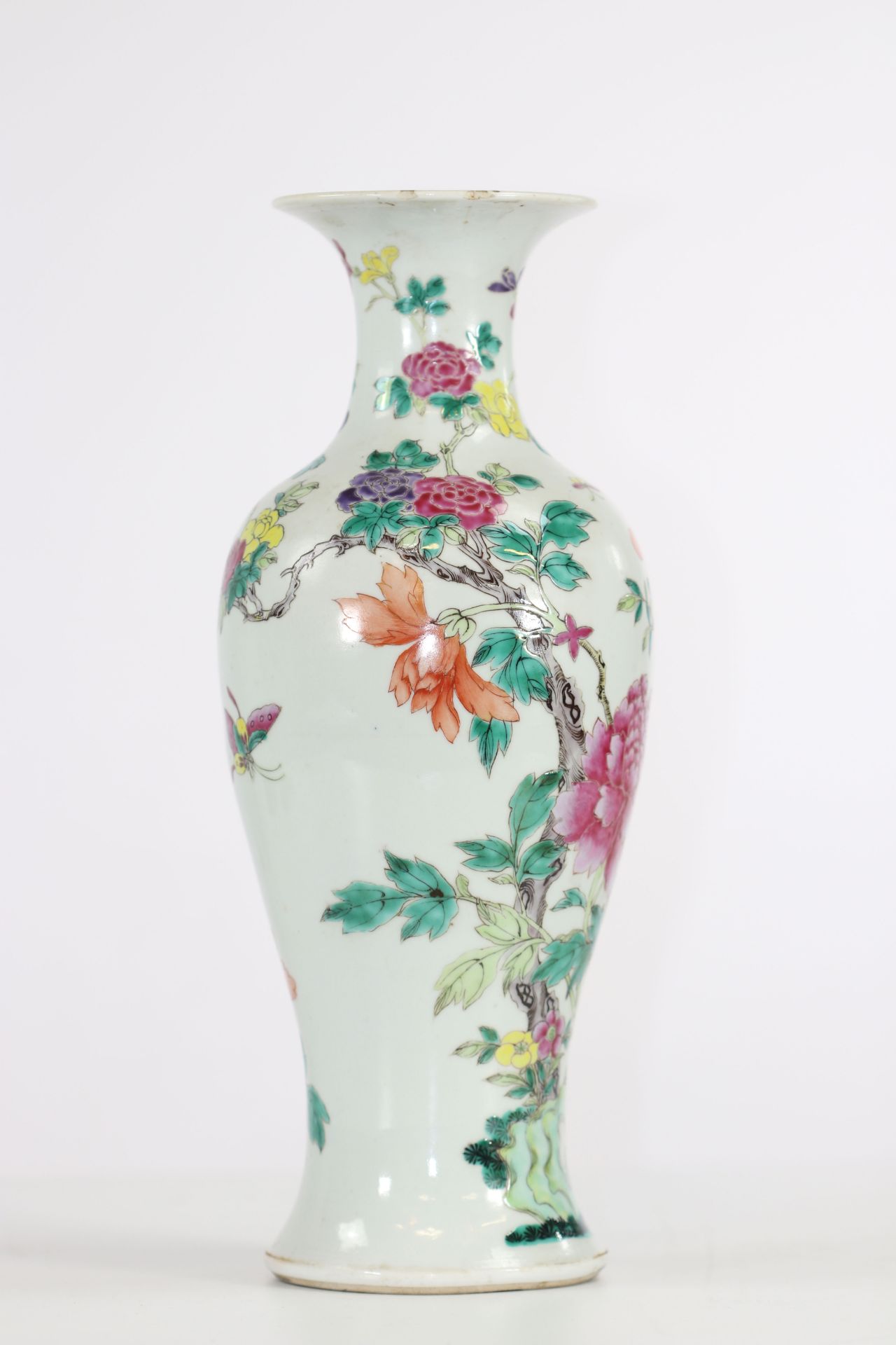 China famille rose porcelain vase flower decoration - Image 2 of 6