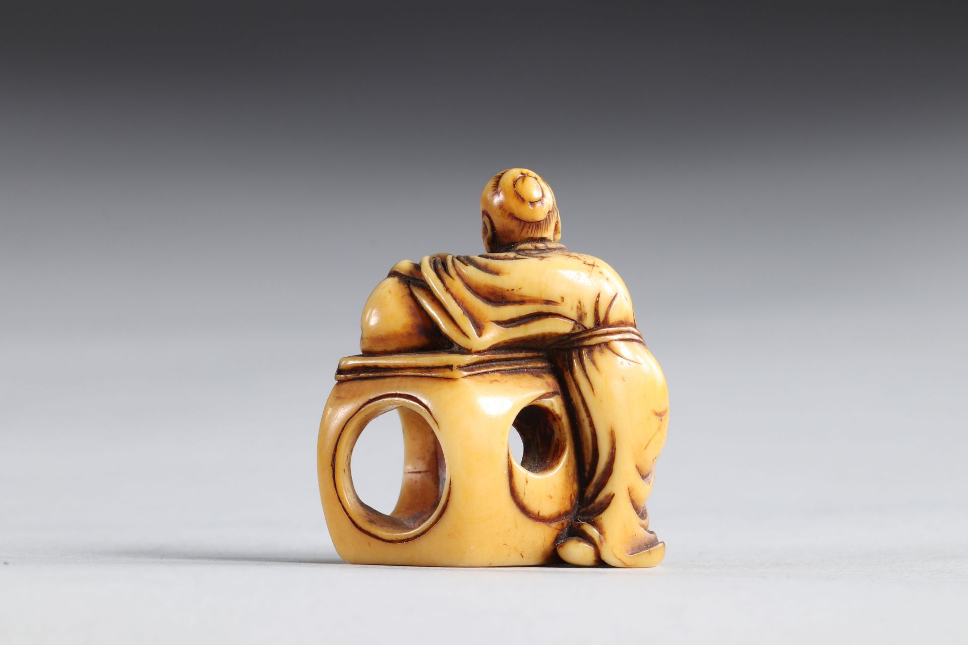 Netsuke carved - a character and an animal. Japan Edo period - Image 3 of 5