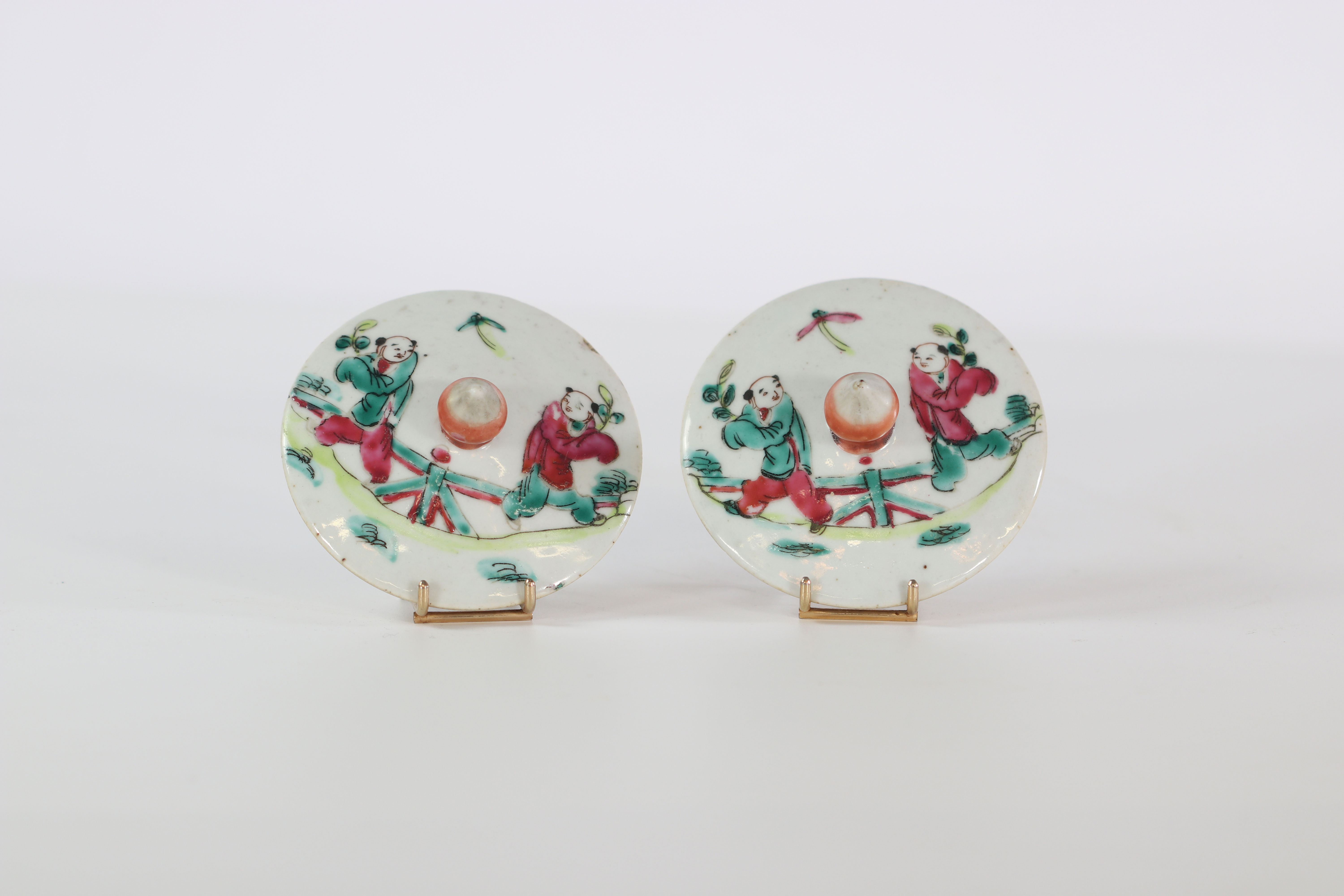 China pair of famille rose covered porcelain vase decorated with characters and dragons 19th - Bild 5 aus 5