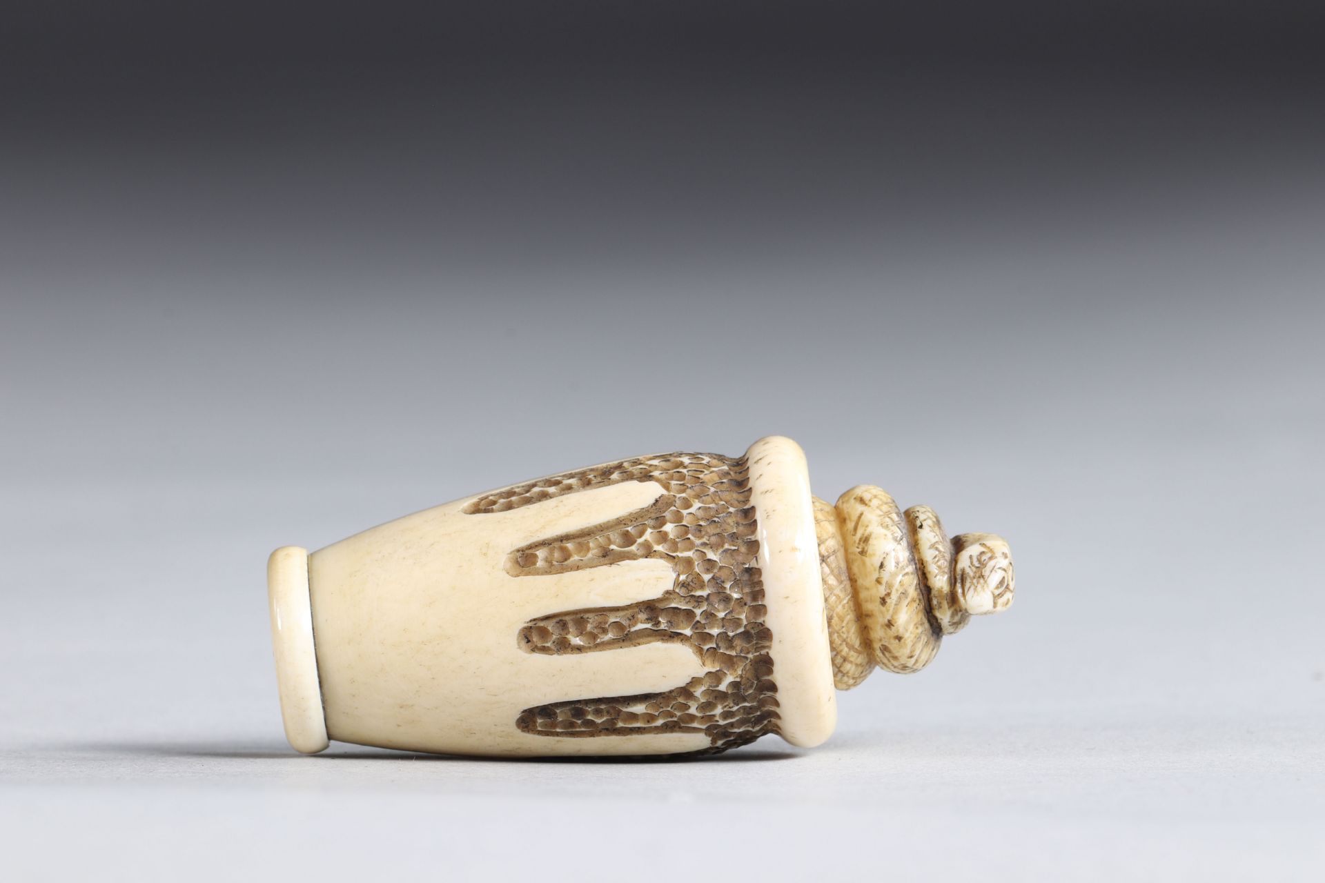Netsuke carved - a vase with a removable snake. Japan Meiji period 19th signature - Image 2 of 5