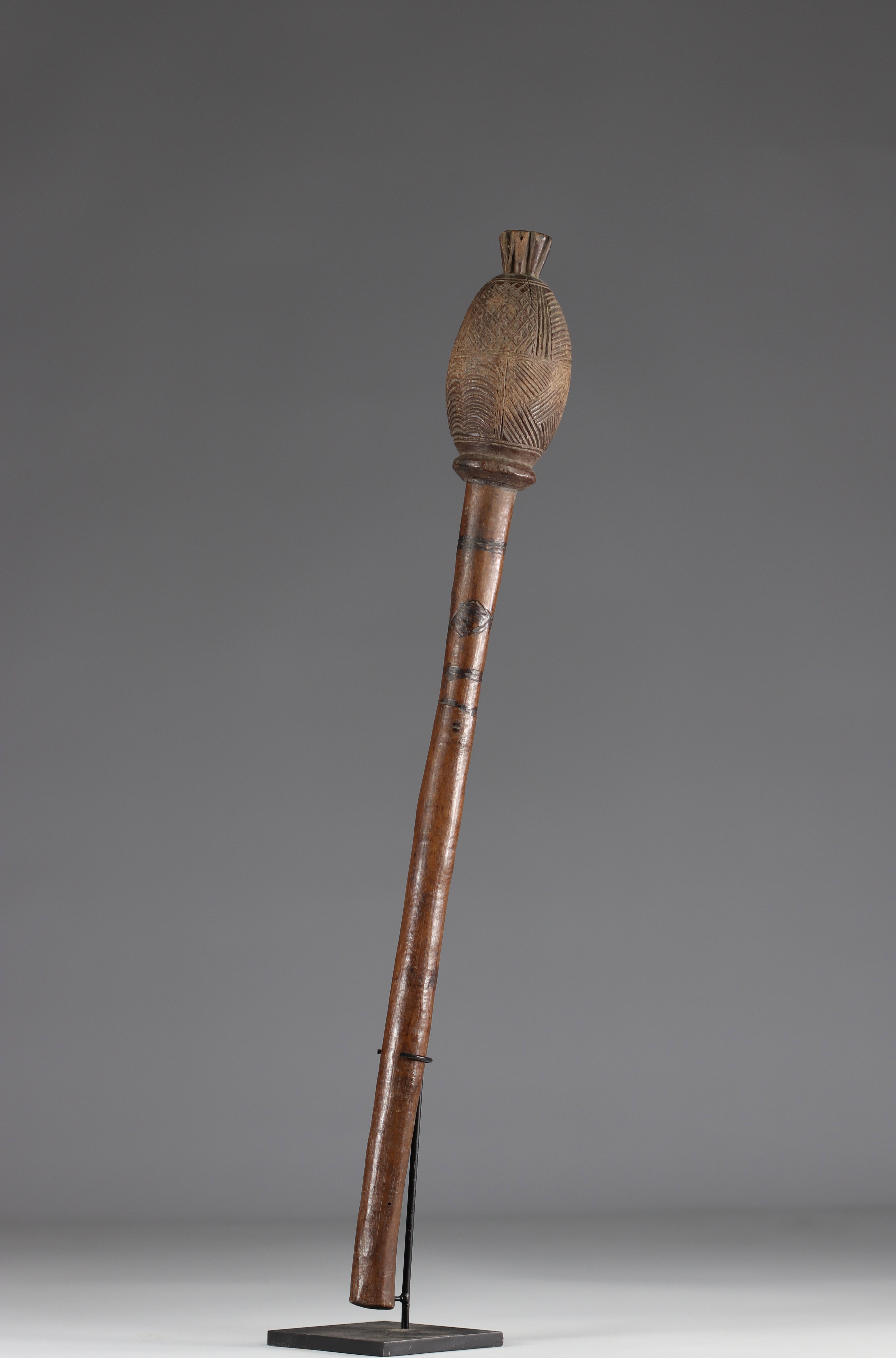 Tchokwe club - coll. private Belgian - early 20th century - DRC - Africa - Image 2 of 2