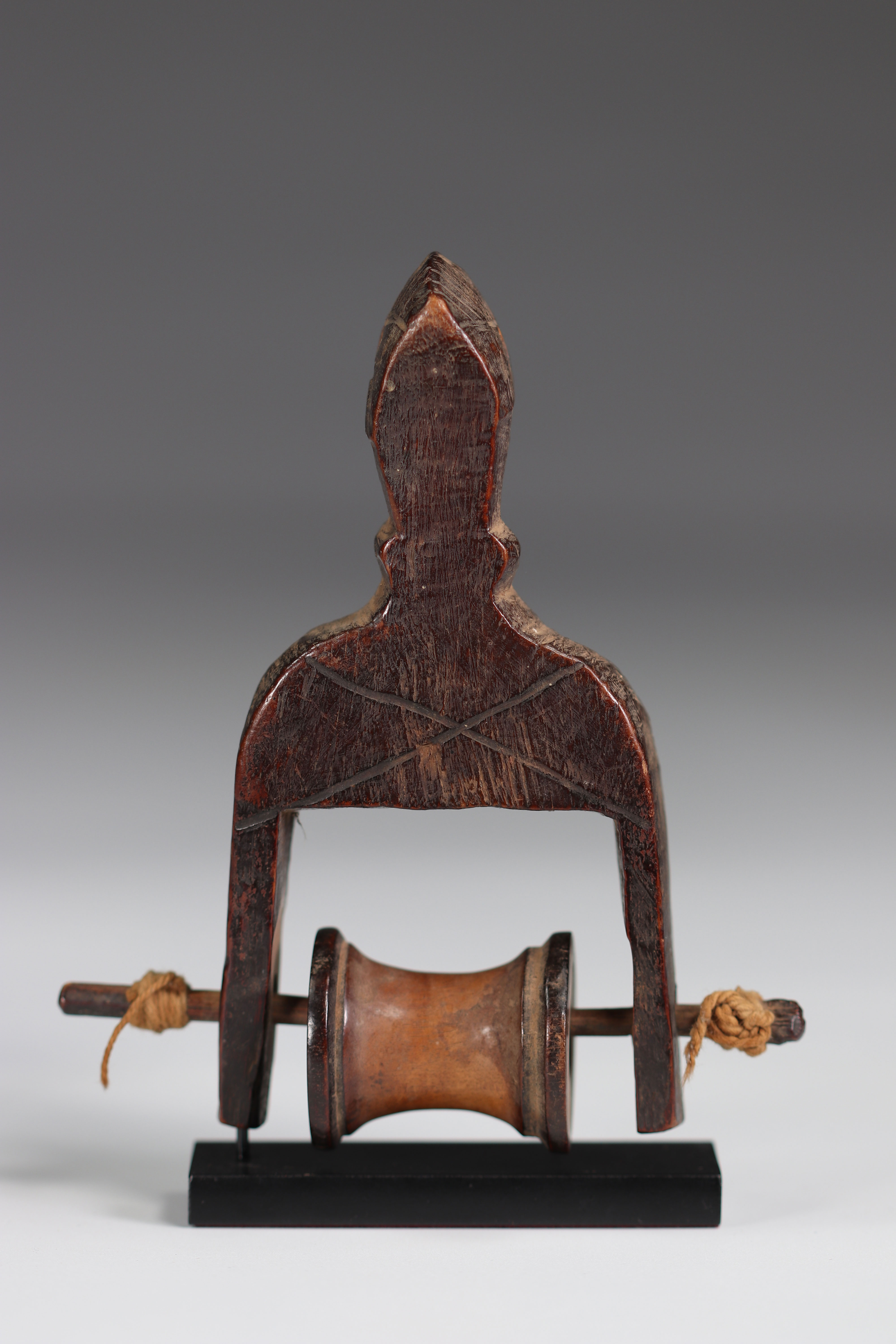 Senoufo Ivory Coast mid 20th century pulley - Image 4 of 5