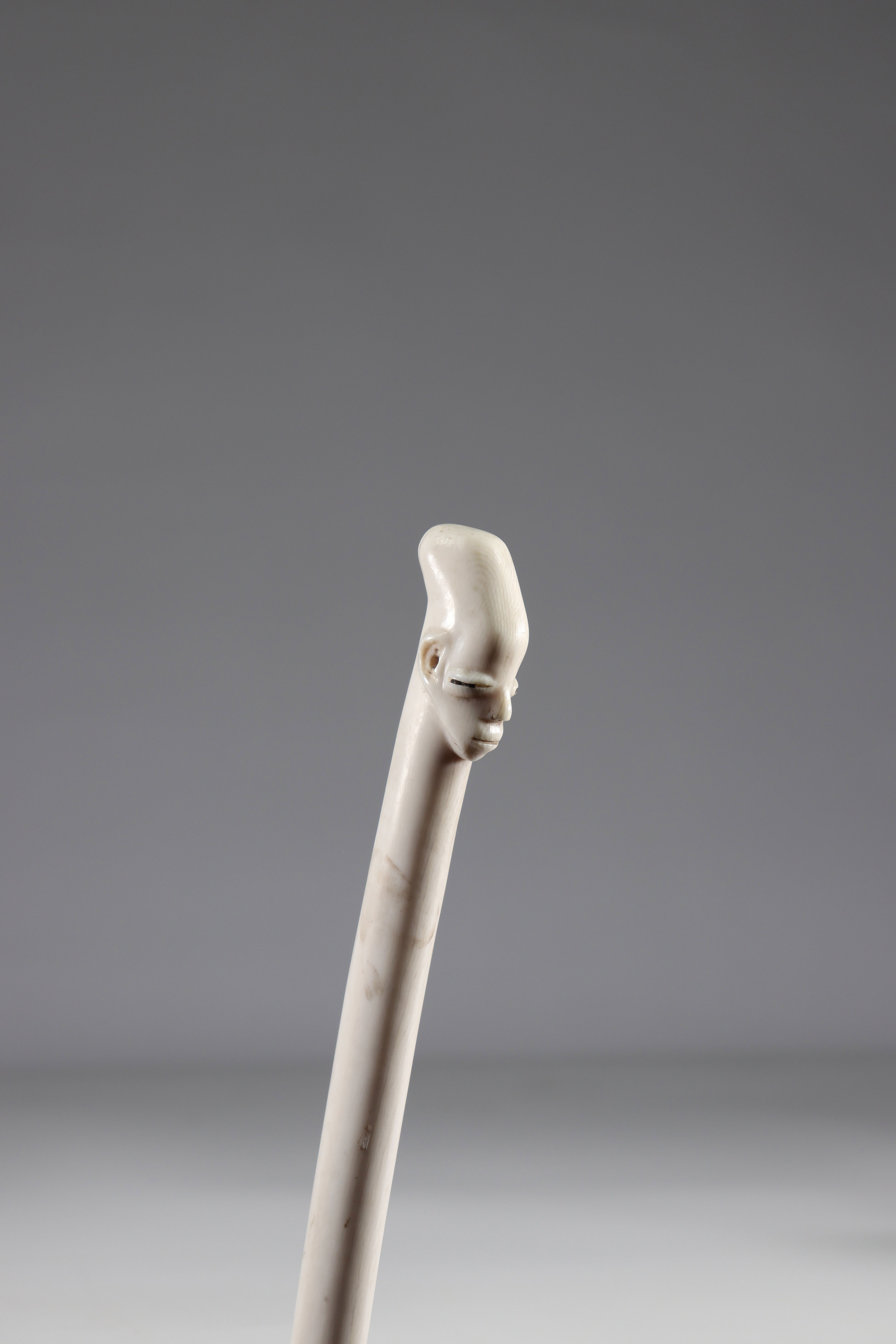 Rare prestige Mangbetu scepter in ivory -. Early 20th - Ground floor - Image 6 of 6