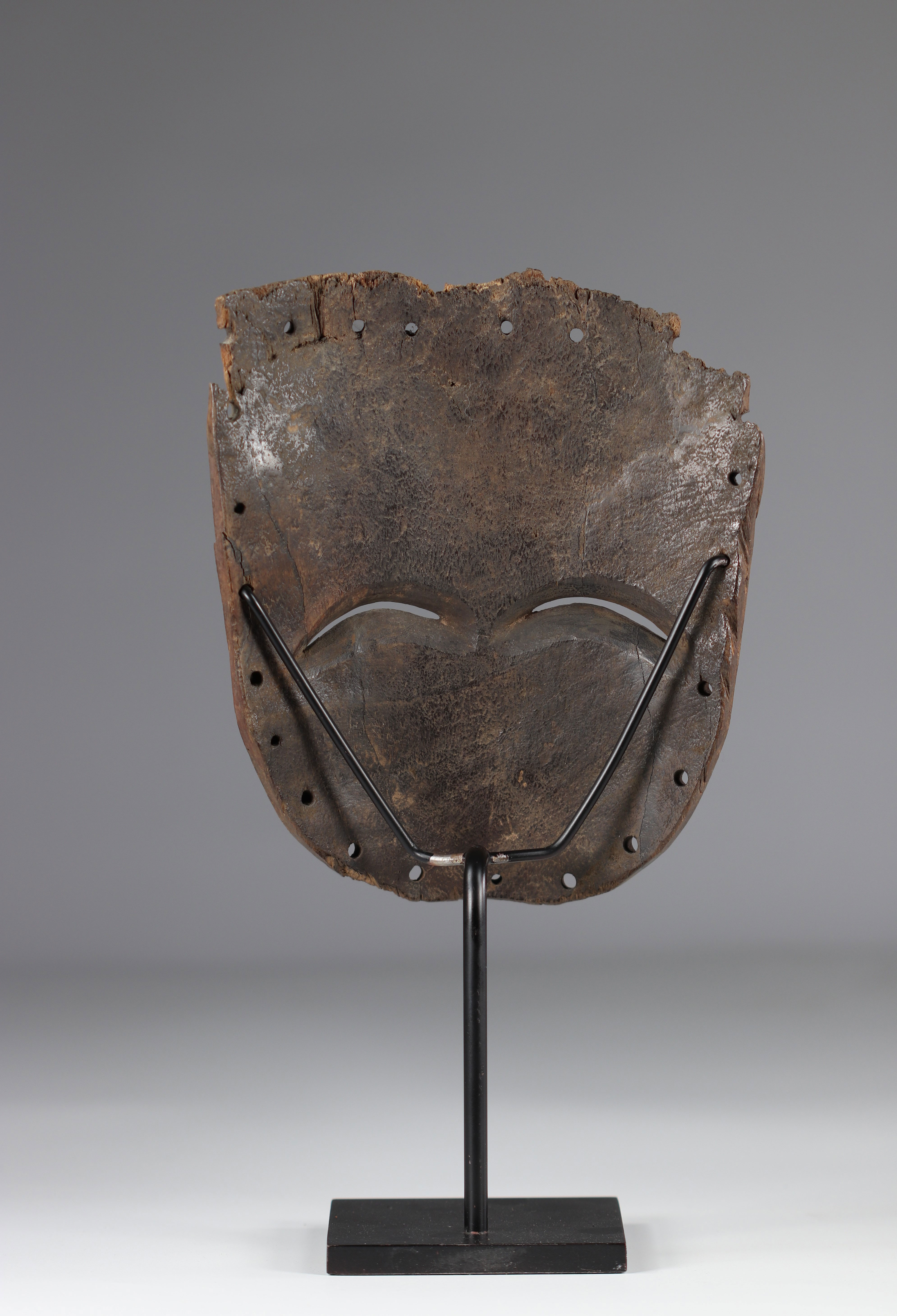 Rare and very old Lele mask - DRC, traces of use, natural pigments from the early 20th century - Image 5 of 5