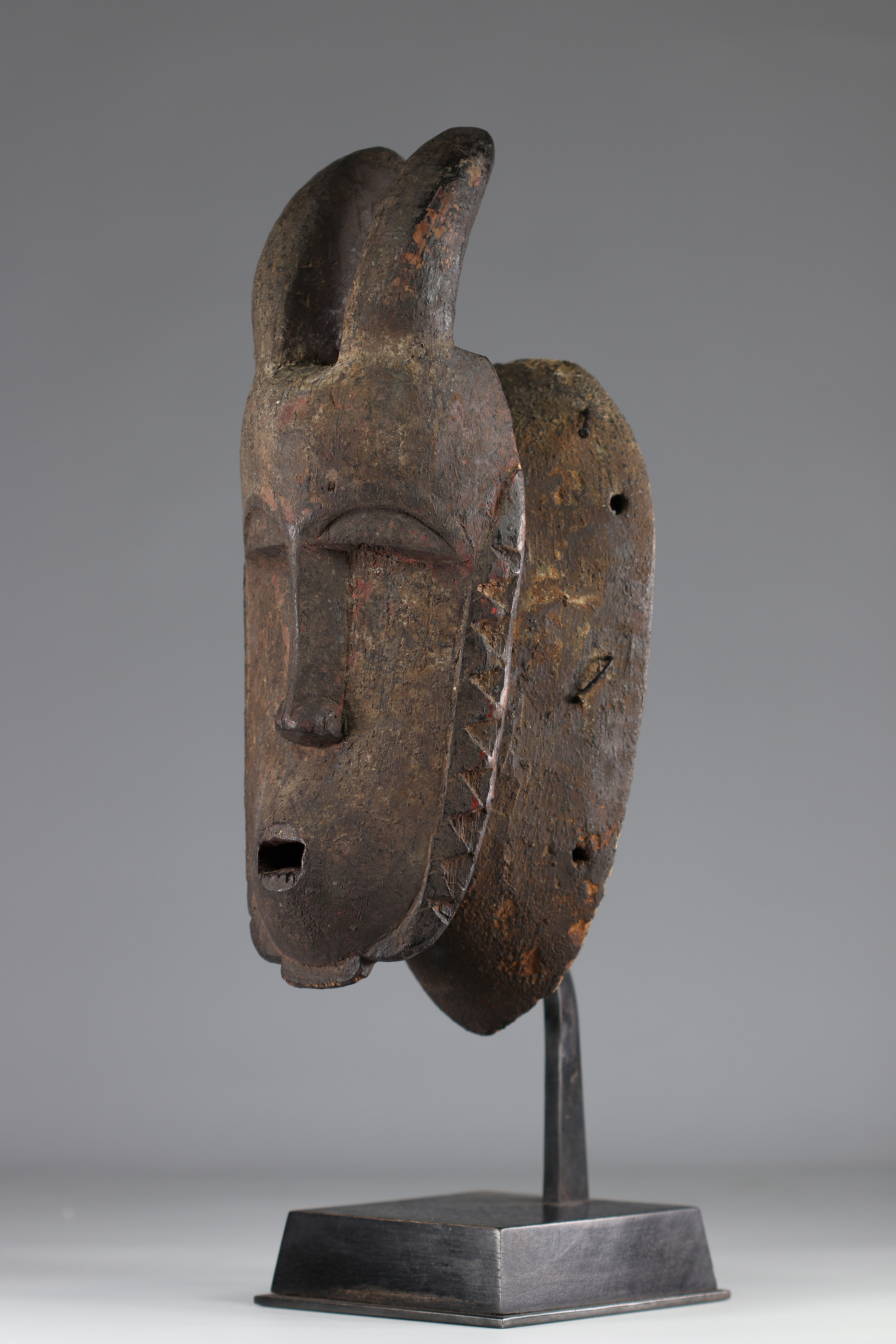 Baoule mask 'kpan pre' - Very old Baoule mask 'kpan pre' (Ivory Coast). First half of the 20th centu - Image 3 of 6