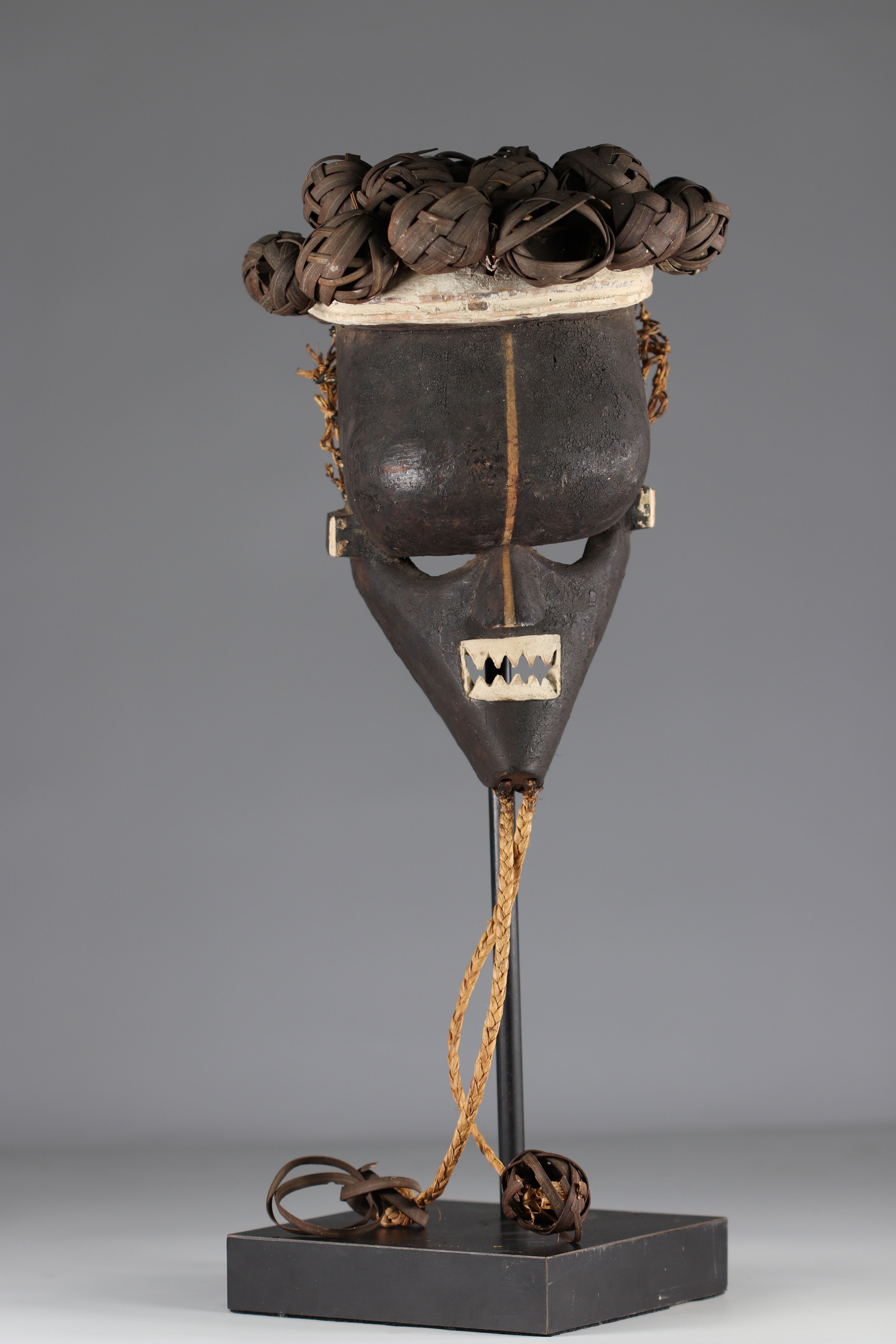 Salampas- RDC- wood mask, colonial collection - Image 2 of 5