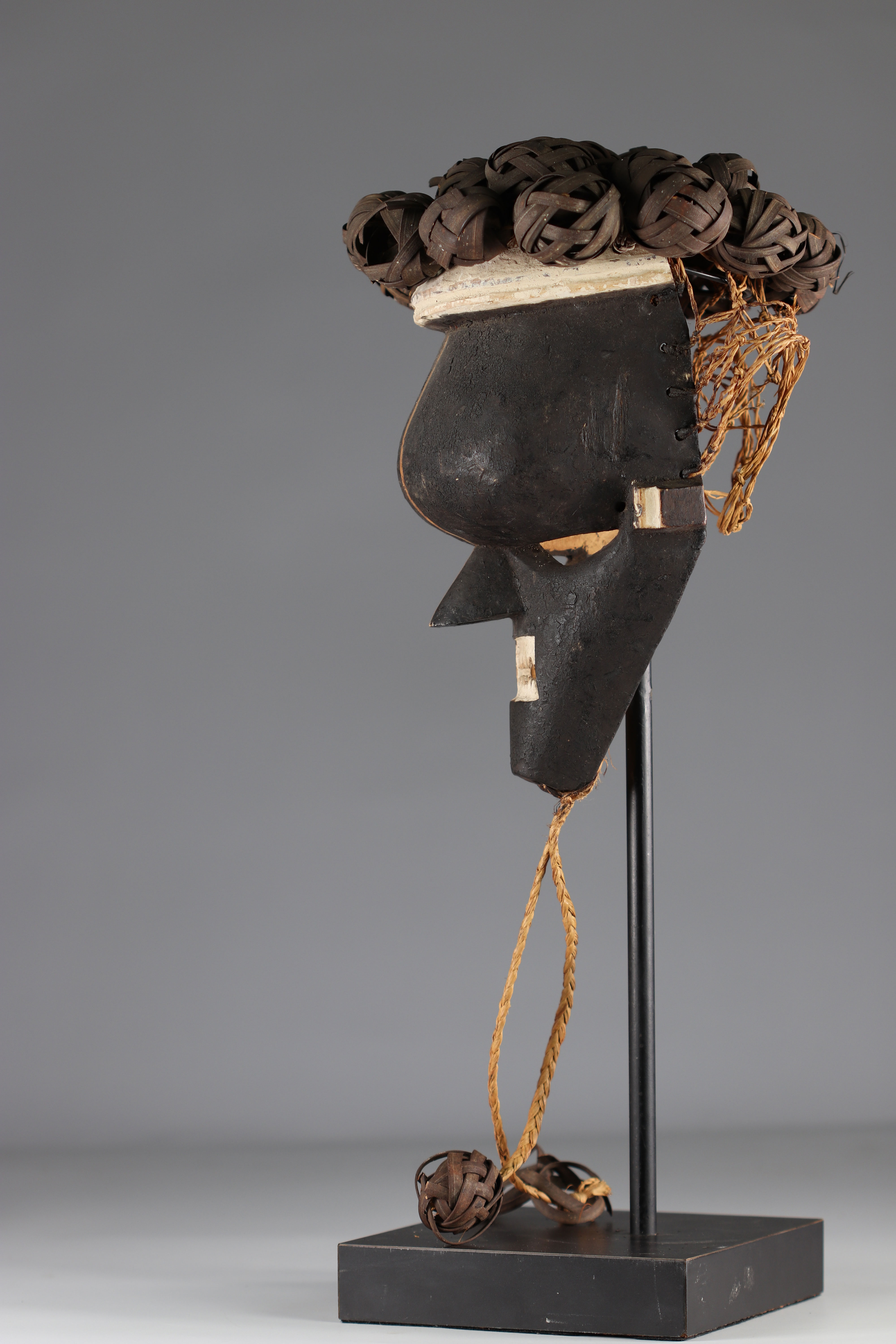 Salampas- RDC- wood mask, colonial collection - Image 4 of 5