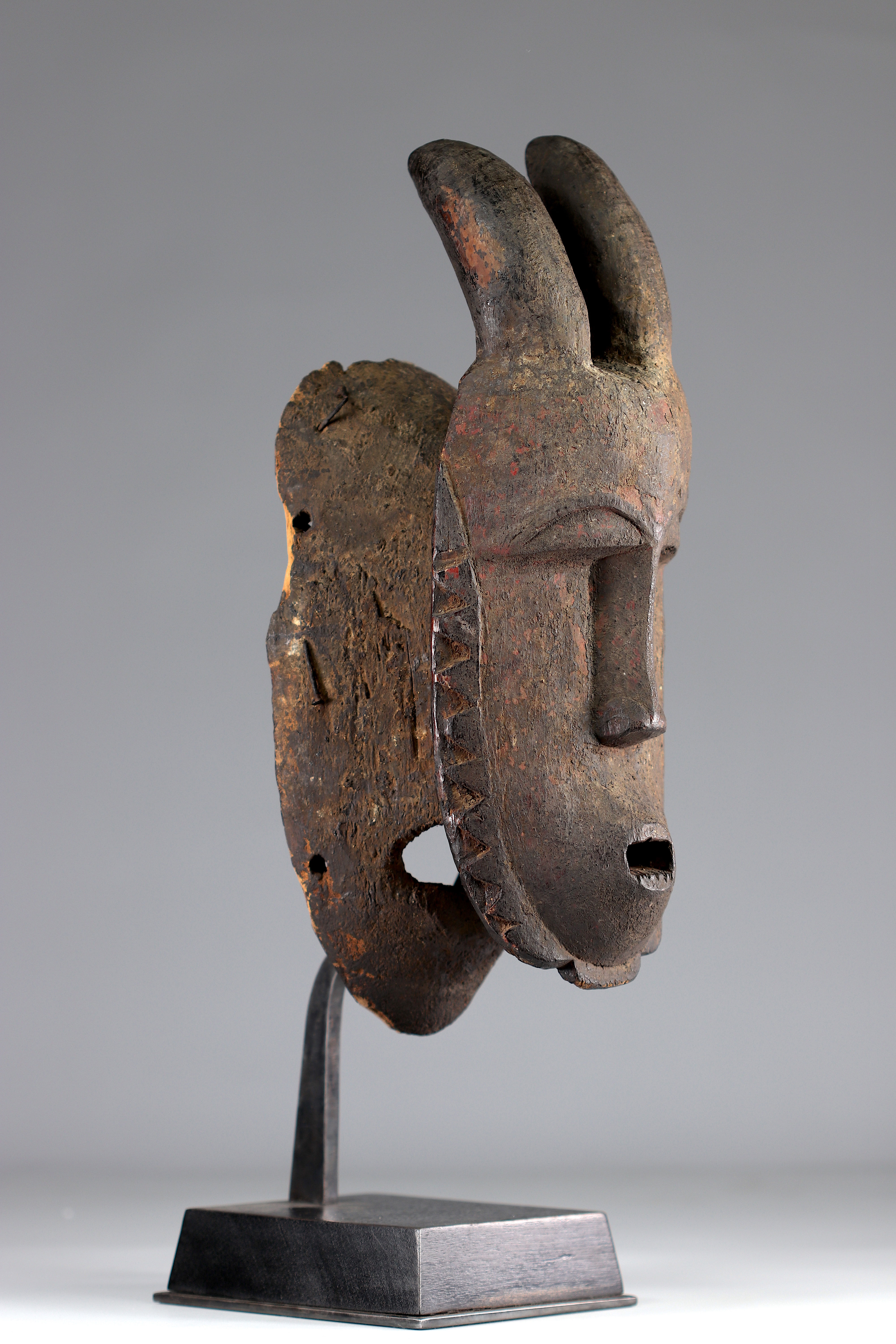 Baoule mask 'kpan pre' - Very old Baoule mask 'kpan pre' (Ivory Coast). First half of the 20th centu