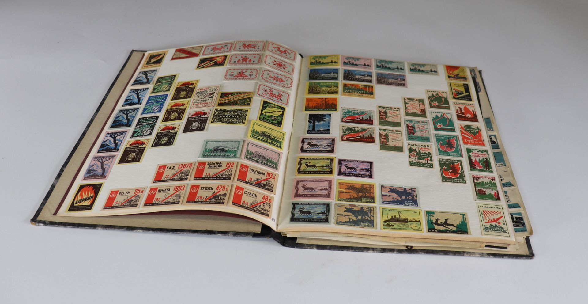 Collection of matchboxes (10 albums) China, Russia, America ... - Bild 5 aus 6