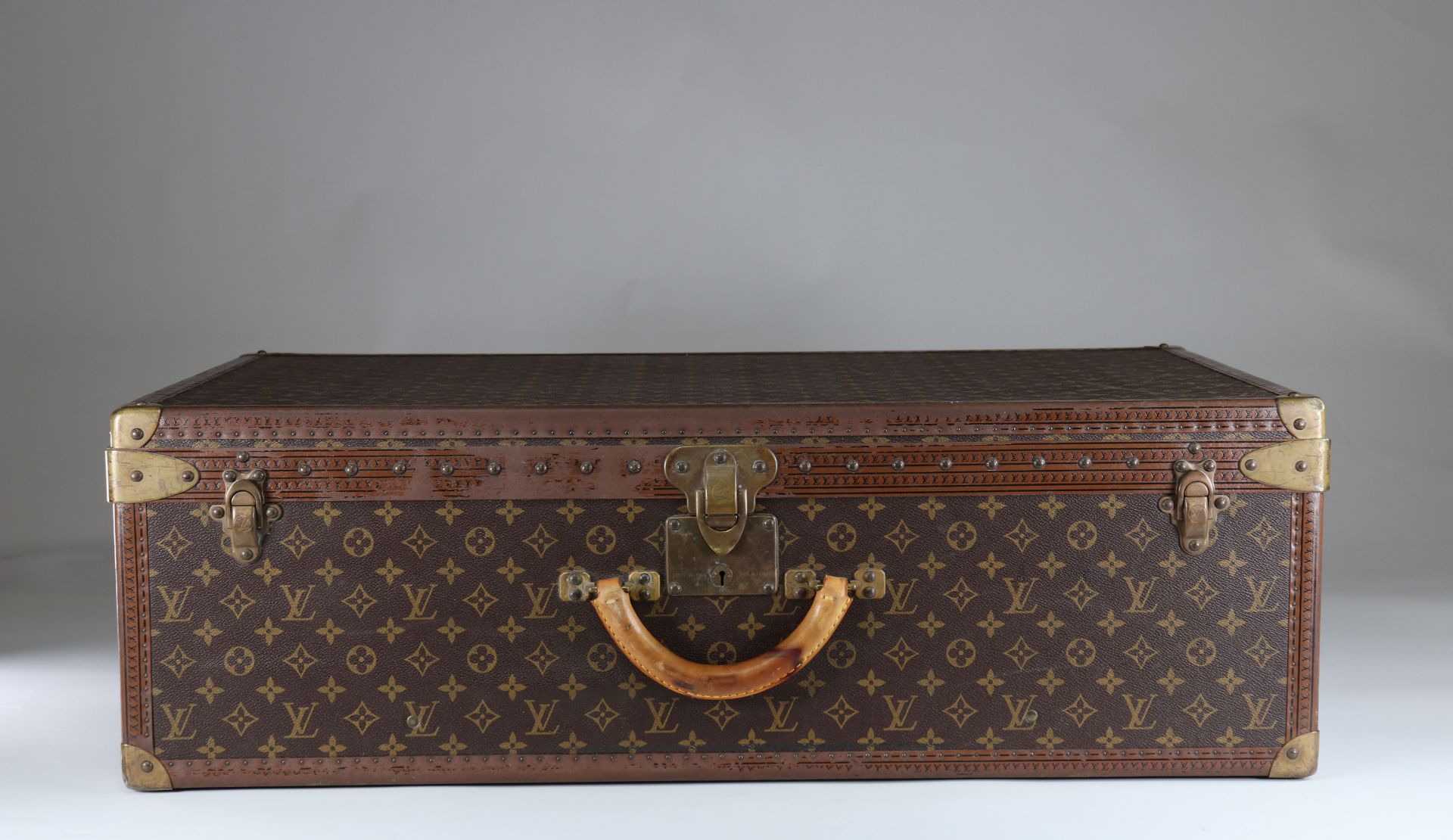 Louis Vuitton suitcase - Image 2 of 5