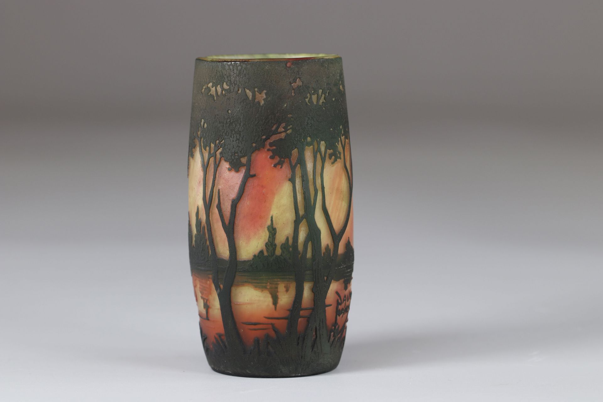 Daum Nancy vase with lacustrine decoration released with acid - Image 4 of 4