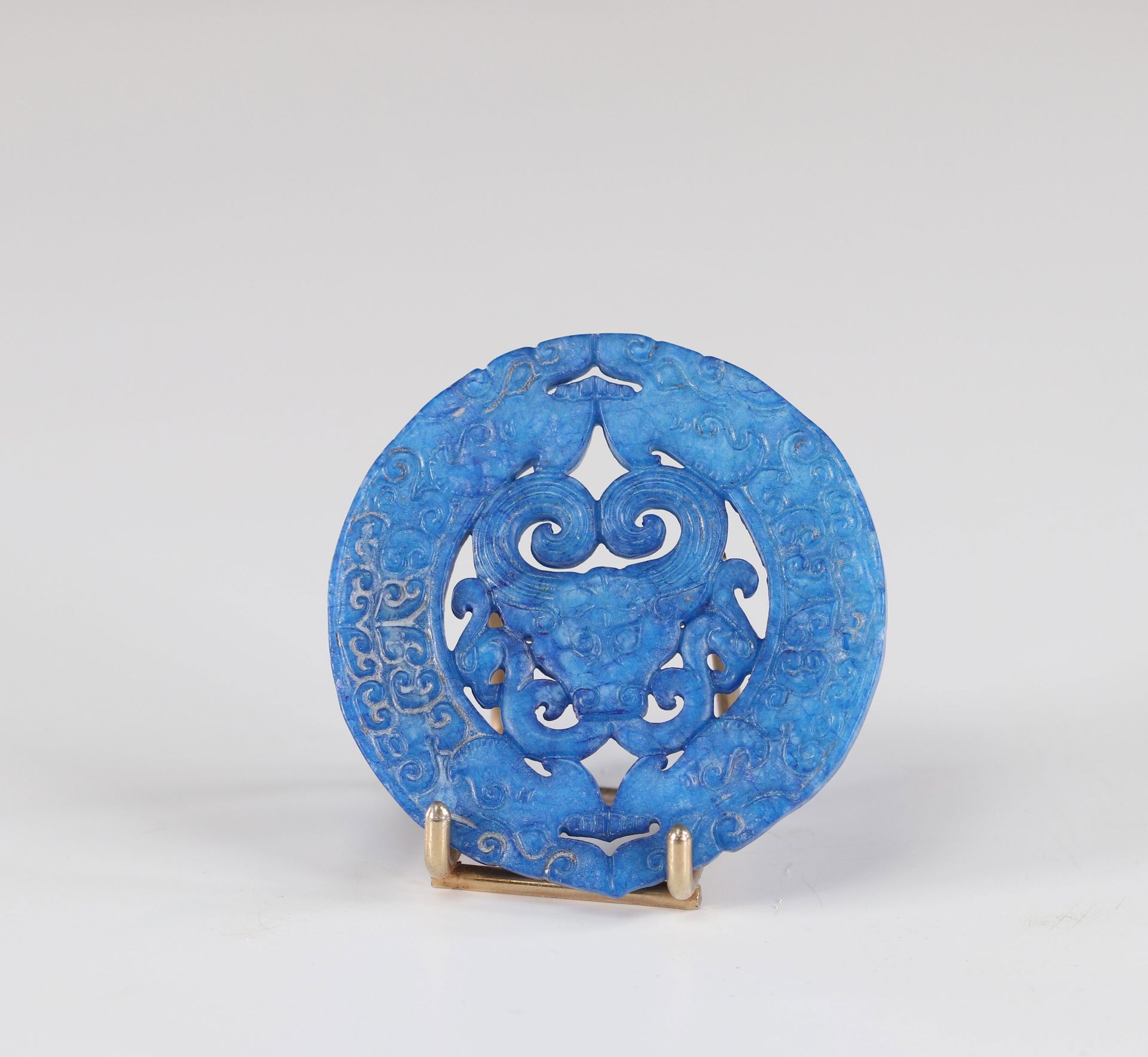 China pendant in Lapis-Lazuli dragons and carved buffalo - Image 2 of 2