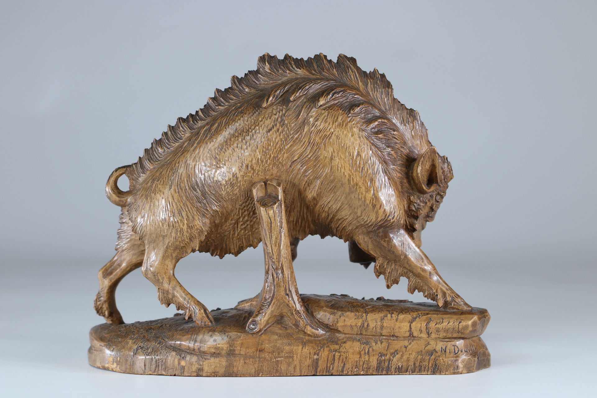 Black forest imposing carved wooden boar - Image 2 of 3