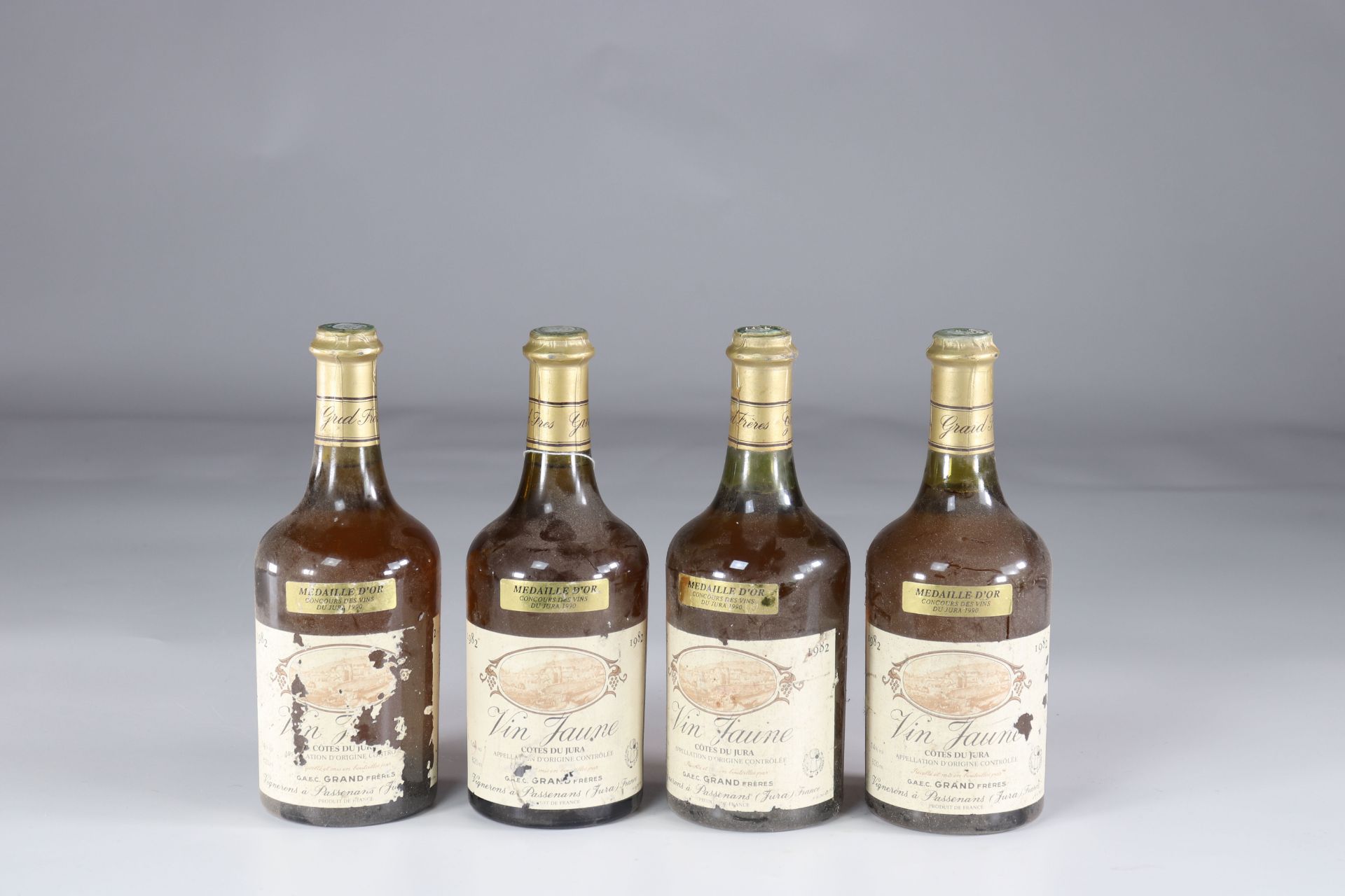 4 bottles of yellow wine 1990 cotes du jura