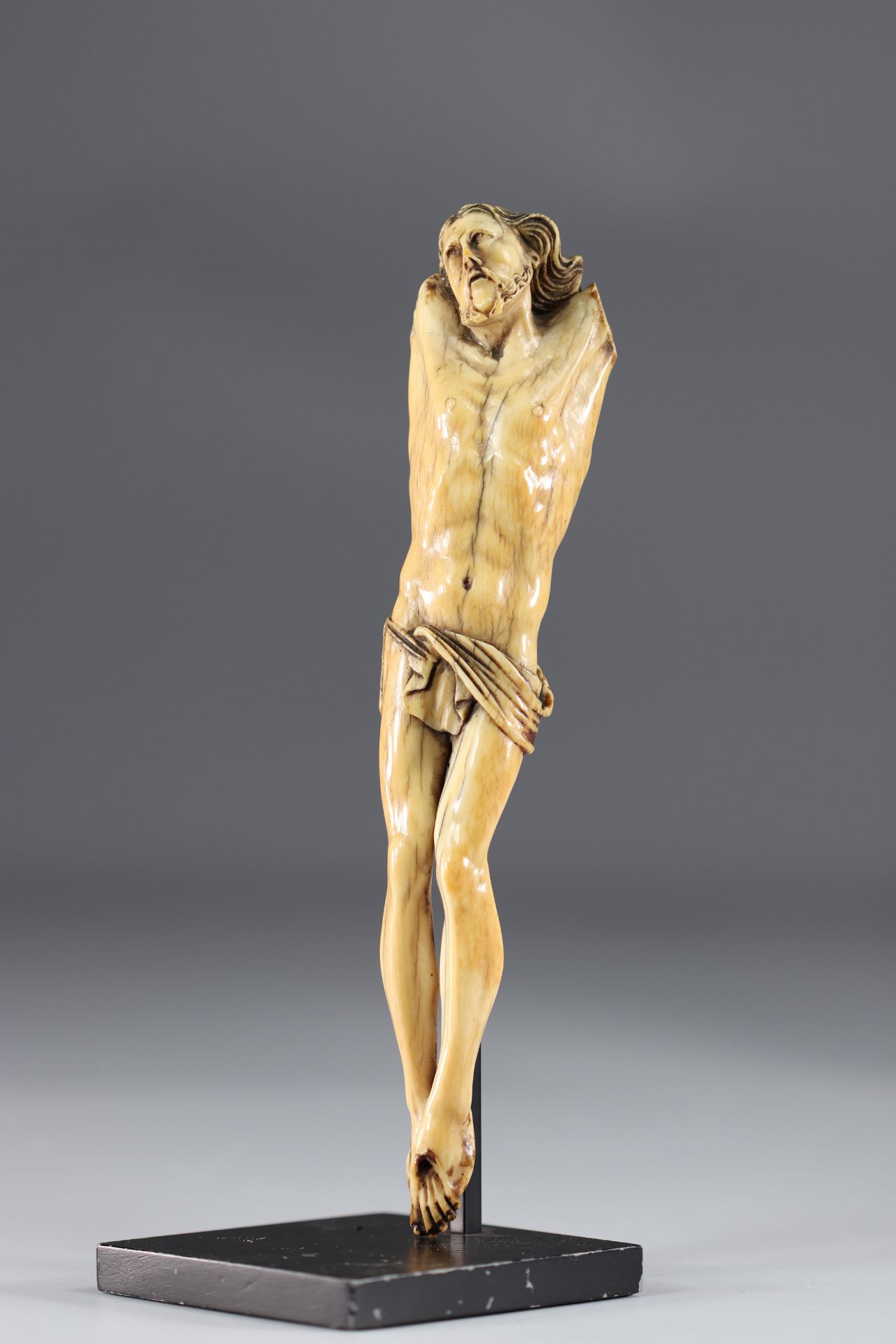 Corpus Christi - Ivory - arm missing - Image 2 of 3