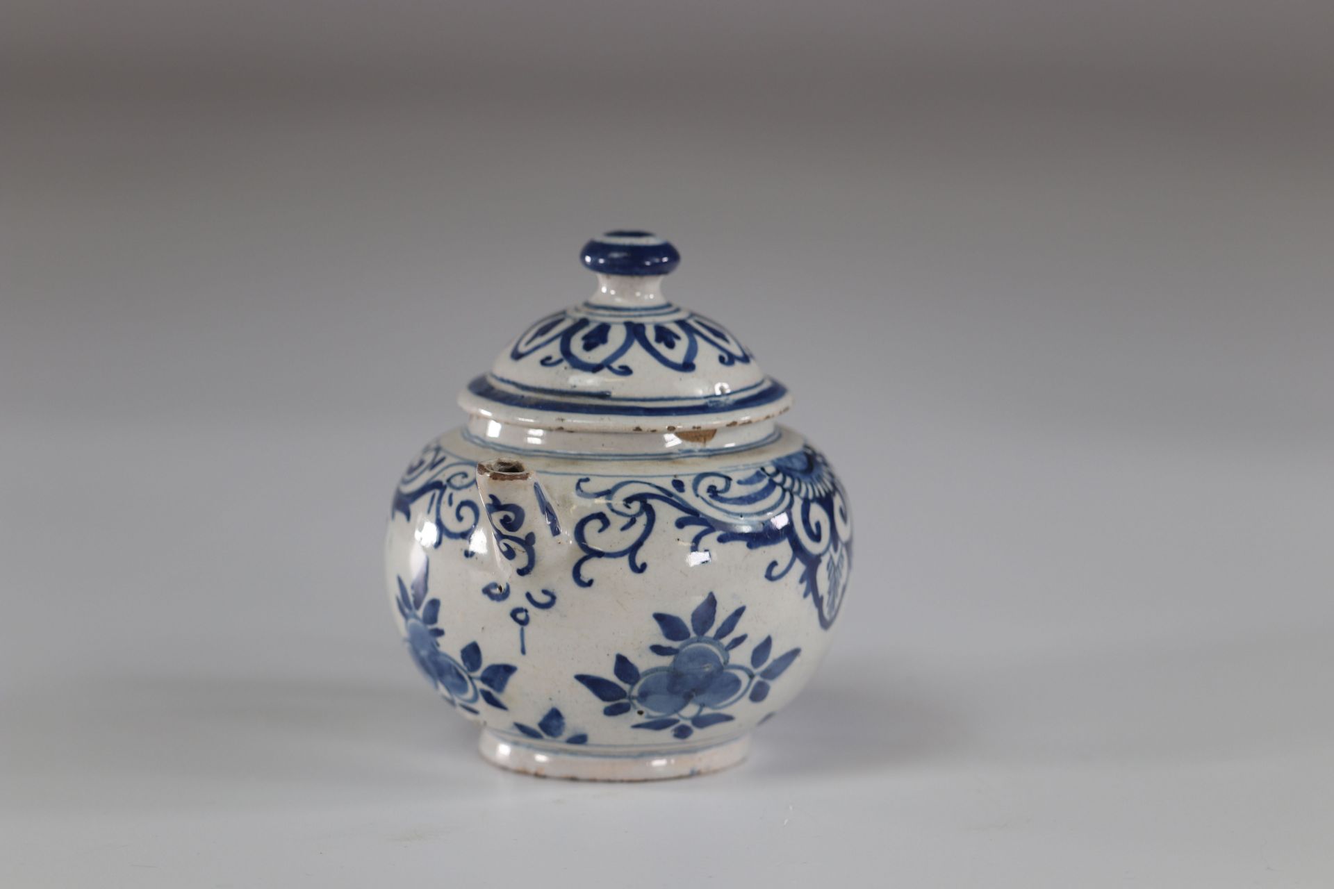 China blue white porcelain teapot - Image 2 of 4
