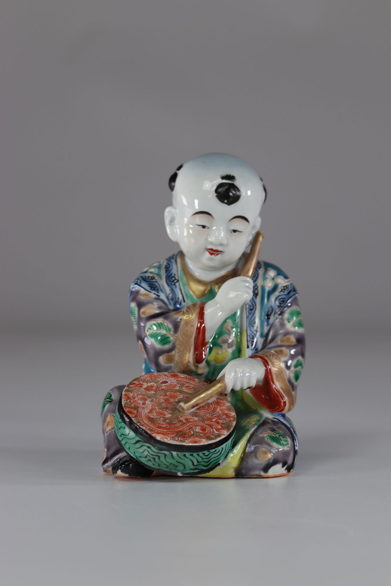 Japan porcelain character "musician"